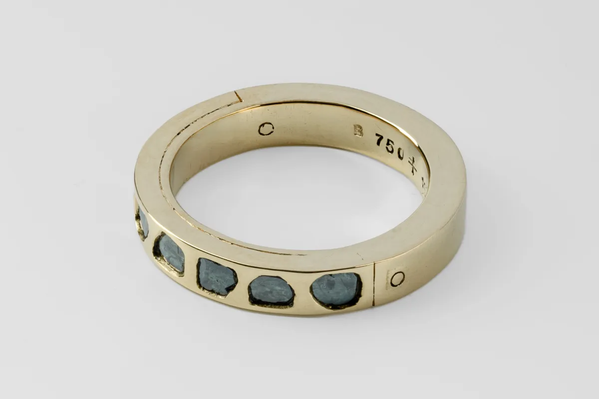 Sistema Ring (Mega Pavé, Blue Diamond Slabs, 4mm, 18KY+BDIA) sold by Parts of Four