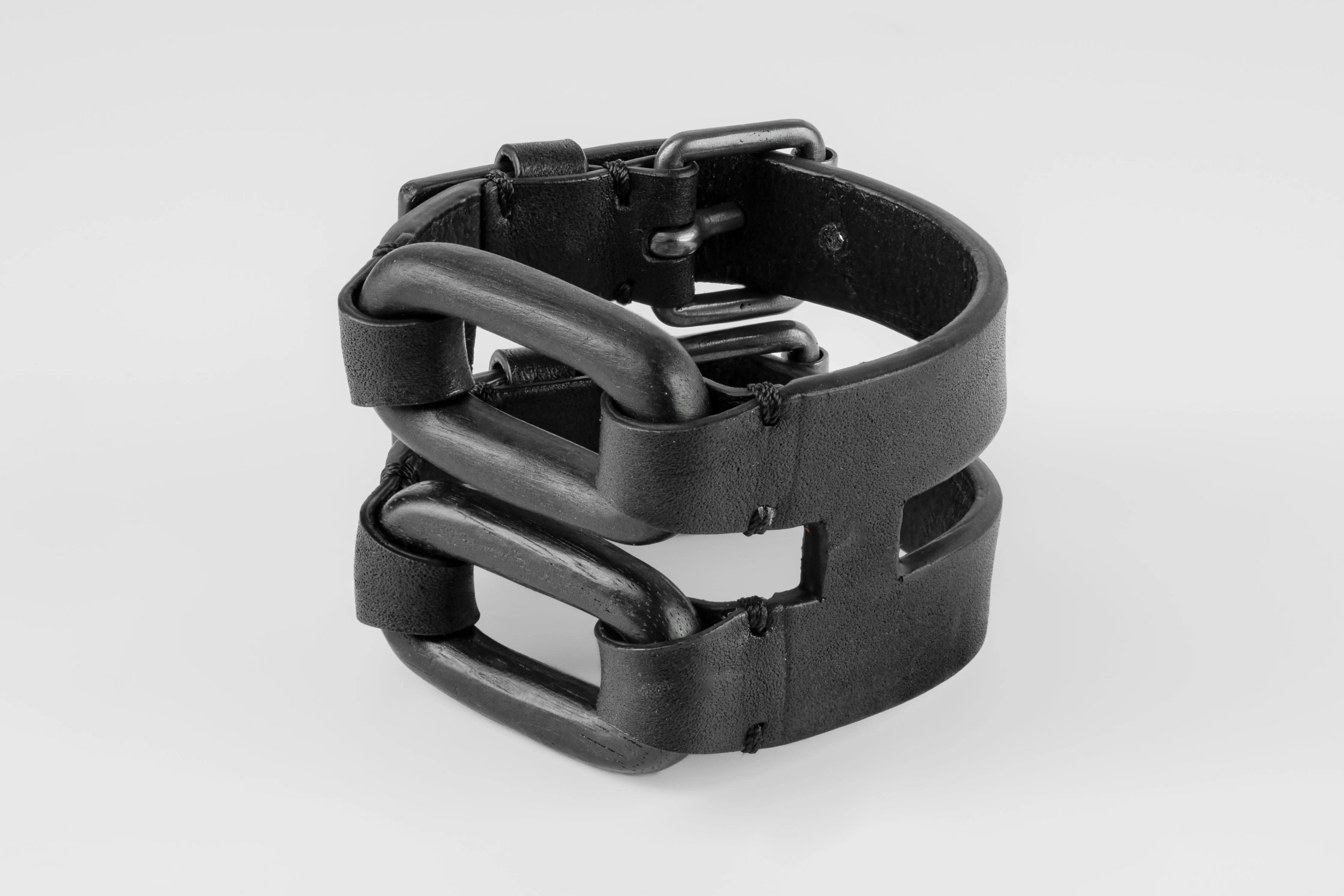 Link Gauntlet (2 Link, KU+KAS+BLK) sold by Parts of Four