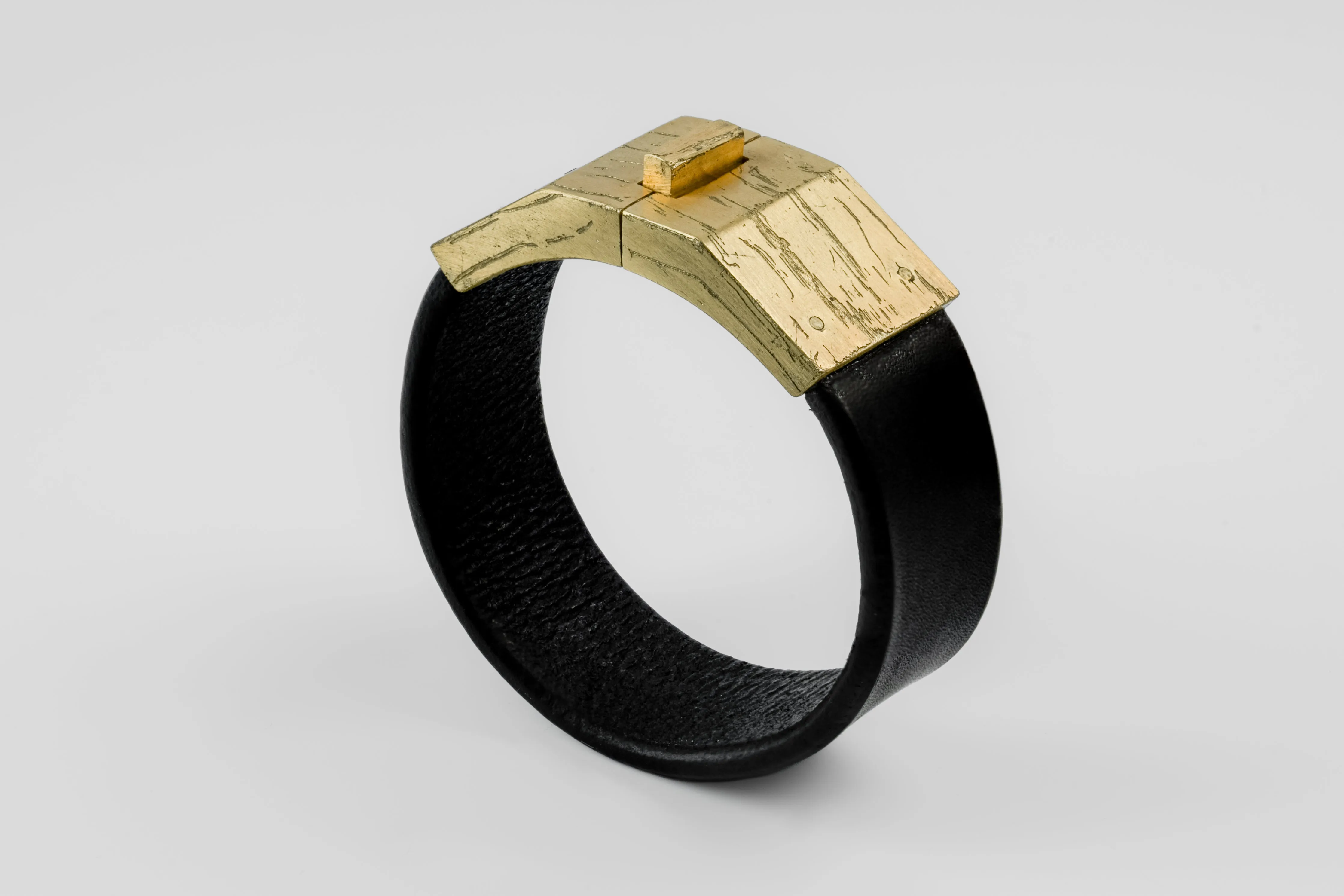 Box Lock Bracelet (Facet, Narrow, BLK+AG) sold by Parts of Four product image thumbnail 2