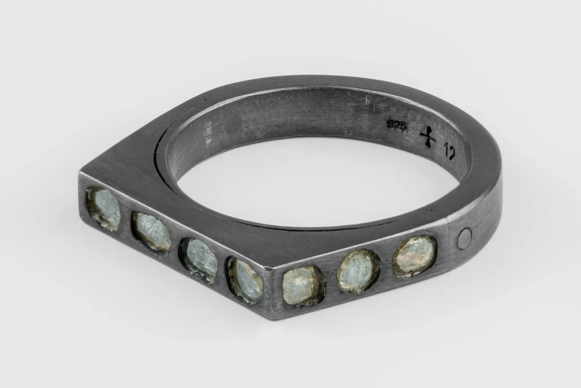 Sistema Ring (Facet, Mega Pavé, 4mm, KA+YDIA) sold by Parts of Four