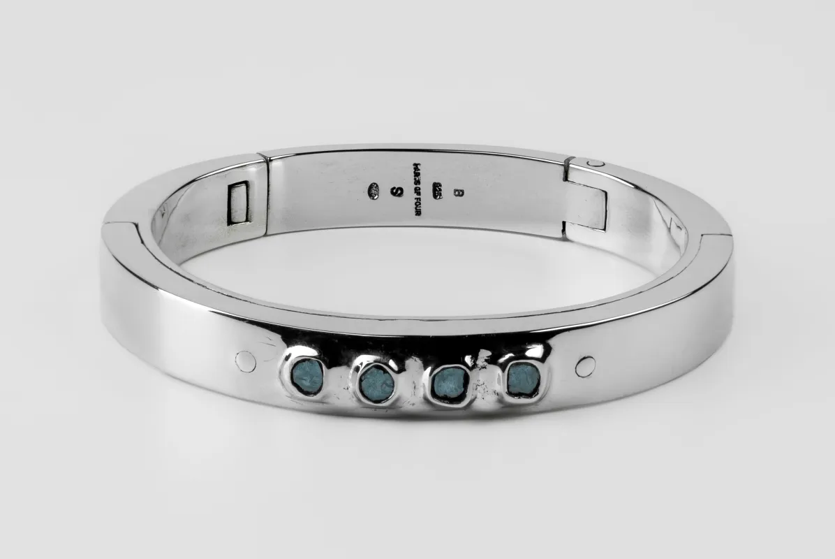 Sistema Bracelet v2 (Terrestrial Surfaced, 0.4 CT, 4 Blue Diamond Slabs, 9mm, PA+BDIA) sold by Parts of Four