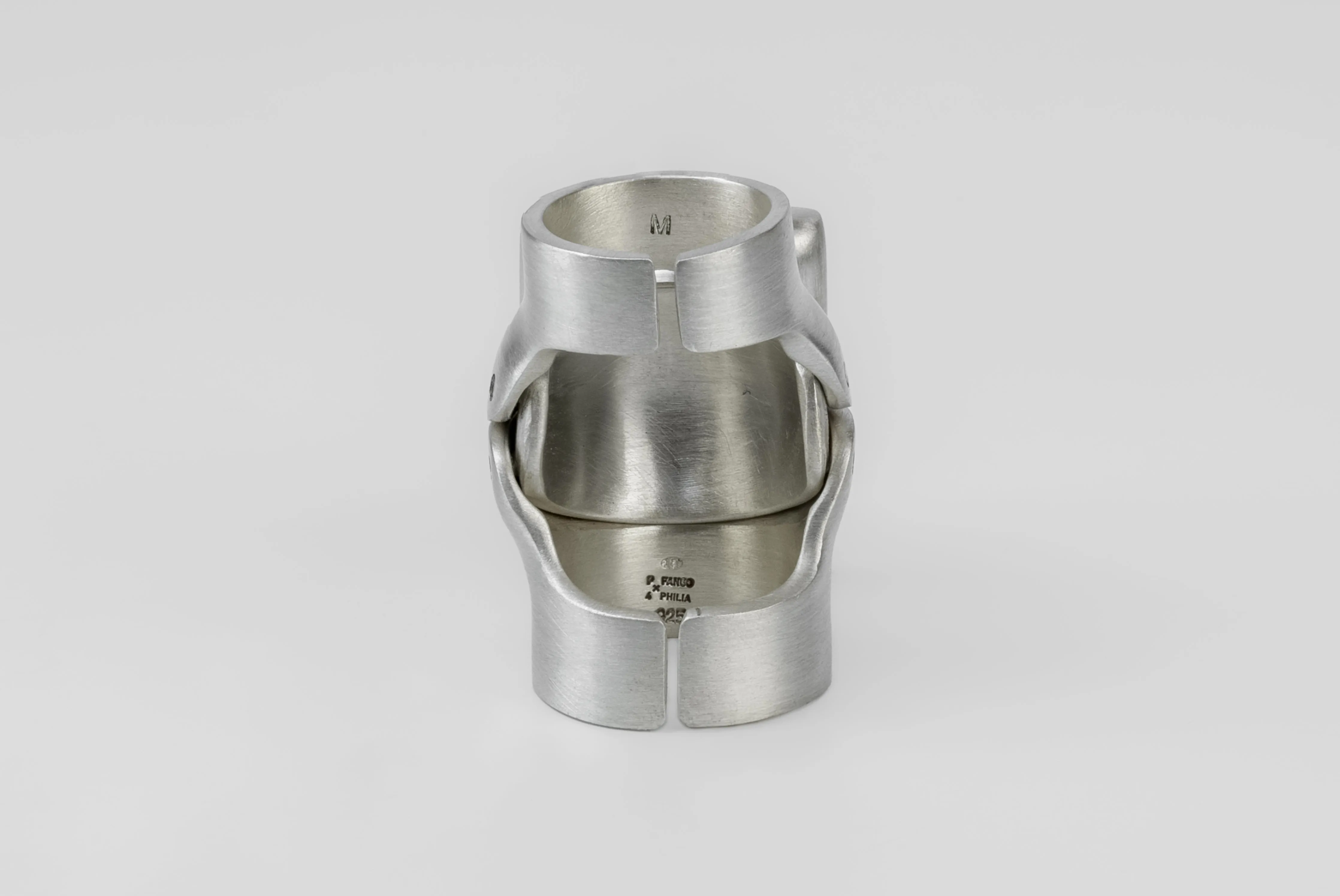 Parts of Four × Fangophilia—Joint Ring Talisman (Aquamarine, MA+AQU) sold by Parts of Four product image thumbnail 3