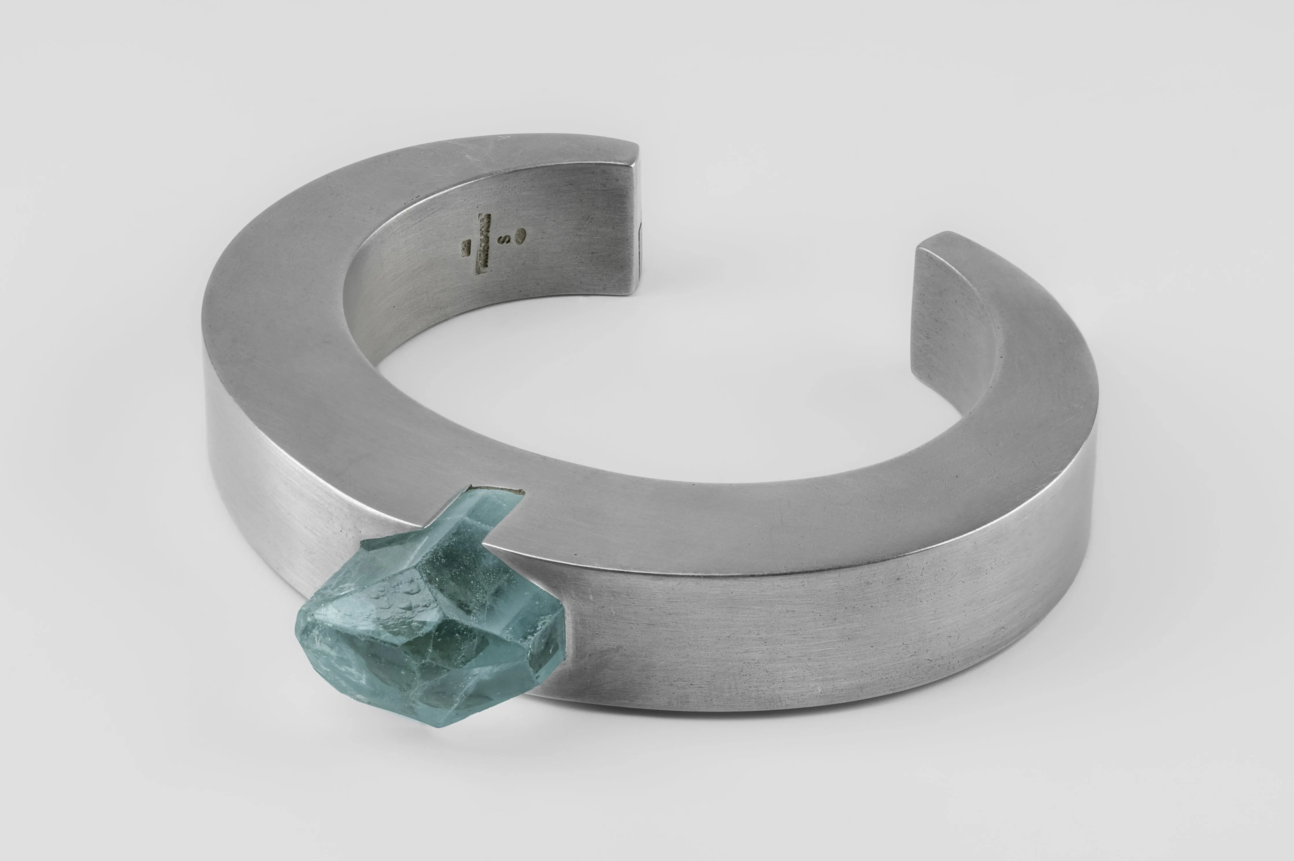 Crescent Bracelet (Mineral Collision, Aquamarine, 15mm, DA+AQU) sold by Parts of Four