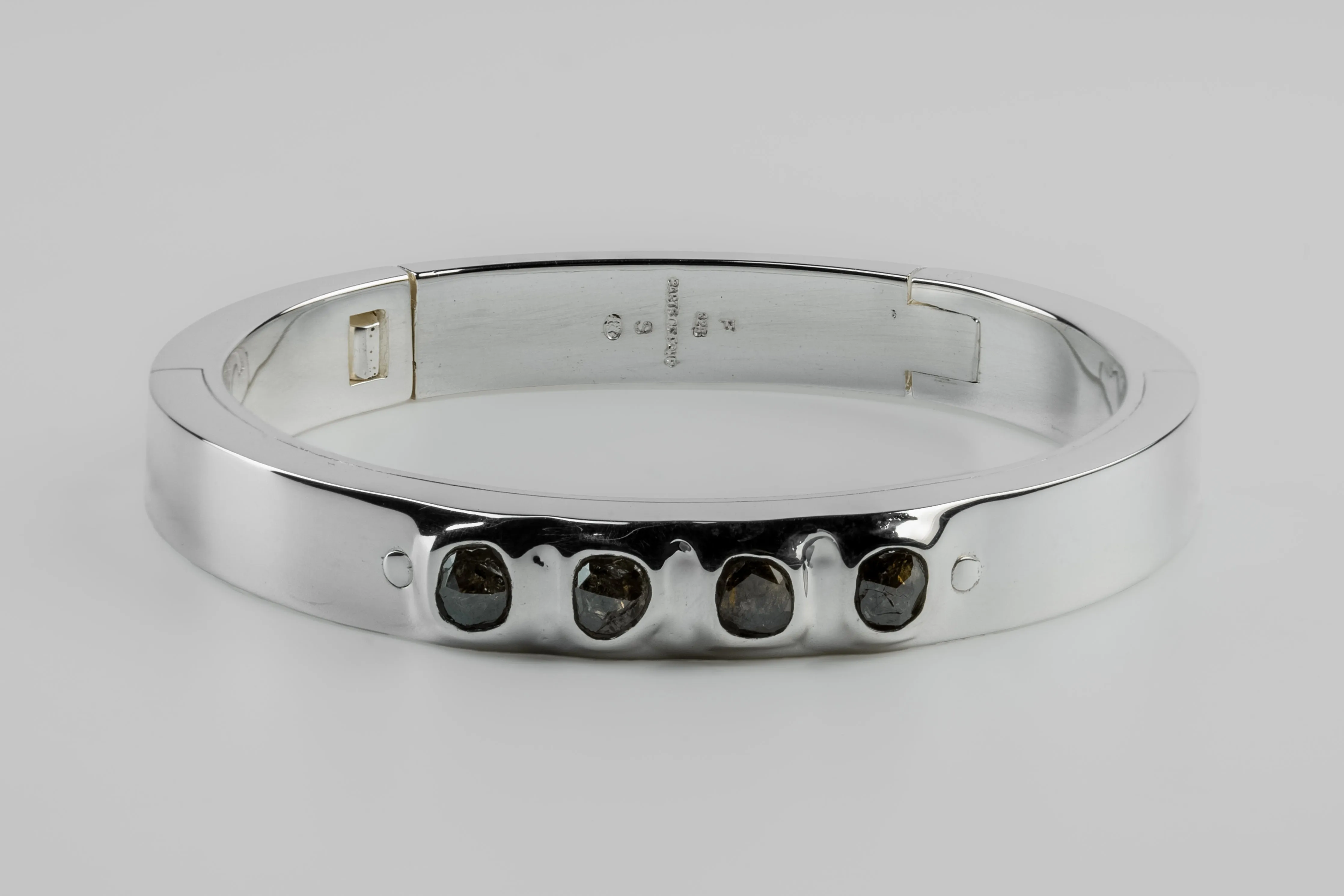 Sistema Bracelet v2 (Terrestrial Surfaced, 1.6 CT, 4 Diamond Slab, VAR, 9mm, PA+FCDIA) sold by Parts of Four