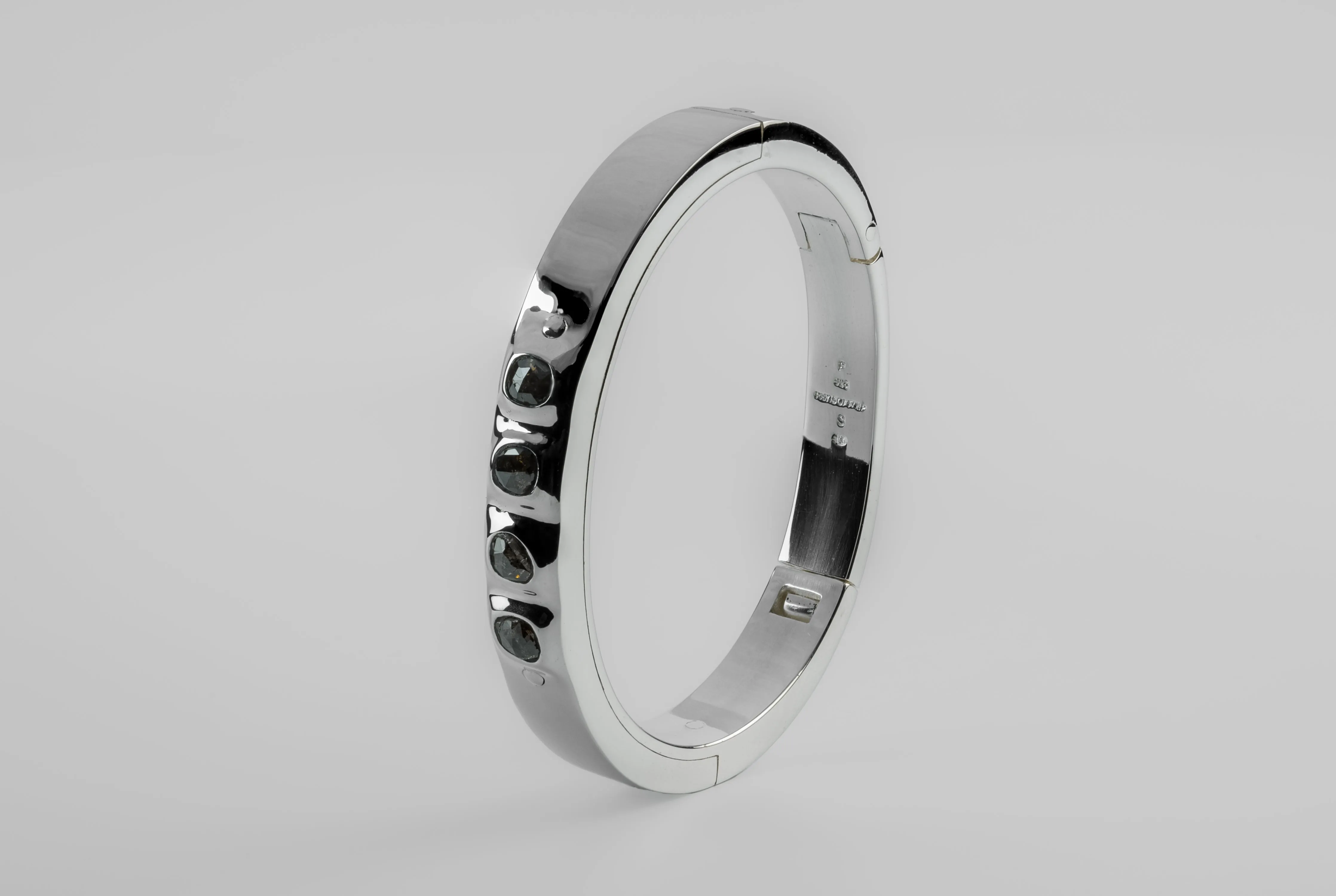 Sistema Bracelet v2 (Terrestrial Surfaced, 1.6 CT, 4 Diamond Slab, VAR, 9mm, PA+FCDIA) sold by Parts of Four product image thumbnail 2