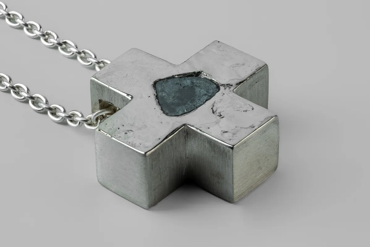 Mini Plus Necklace (Fuse, 0.8 CT, Blue Diamond Slab, MA10KW+BDIA) sold by Parts of Four