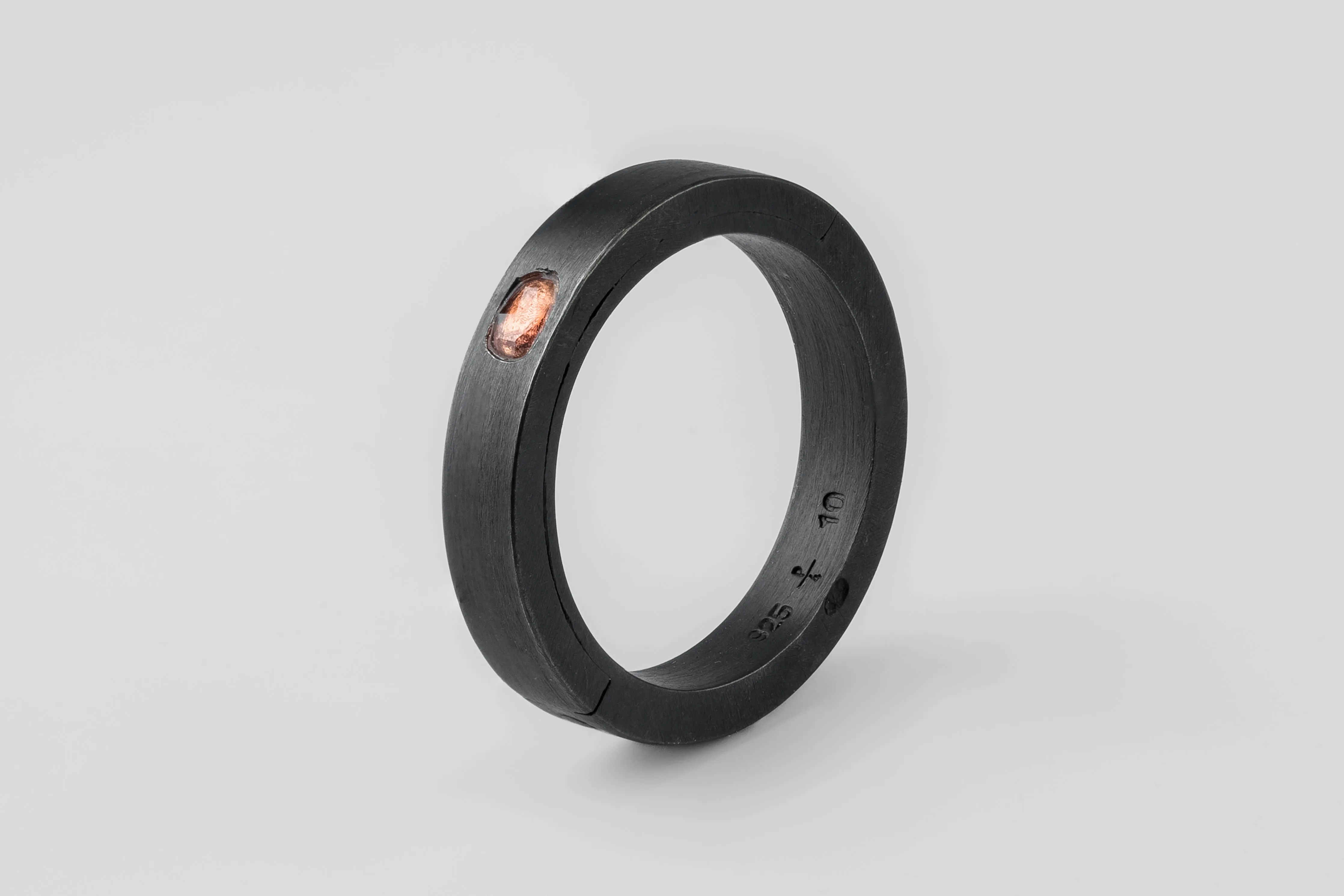 Sistema Ring (0.1 CT, Orange Sapphire Faceted Slab, 4mm, KA+OSAF) sold by Parts of Four product image thumbnail 2