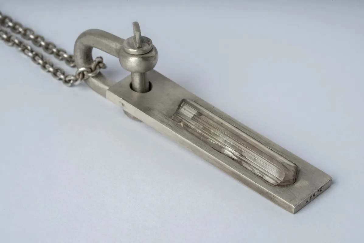 Plate Necklace (U-Bolt Var., Adaptation, Zultanite, DA+ZUL) sold by Parts of Four