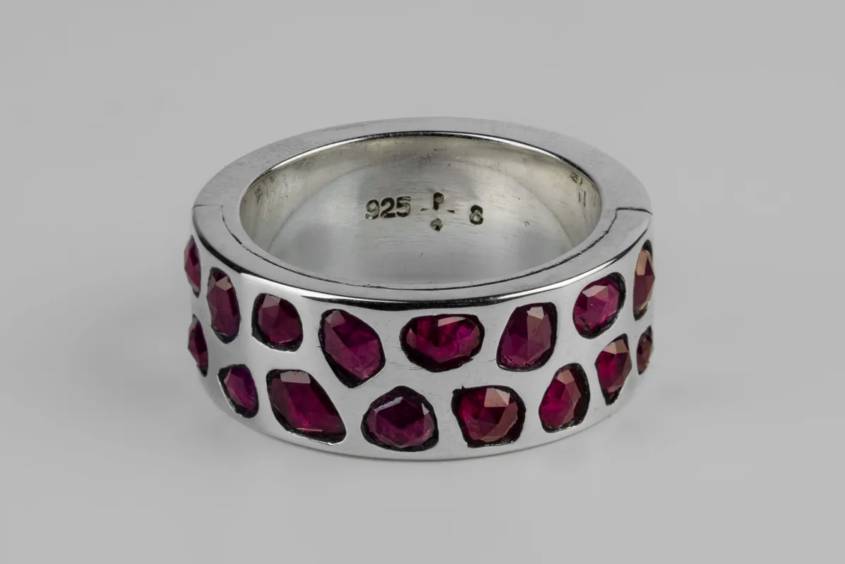 Sistema Ring (Mega Pavé, Ruby Slices, 9mm, PA+RUB) sold by Parts of Four