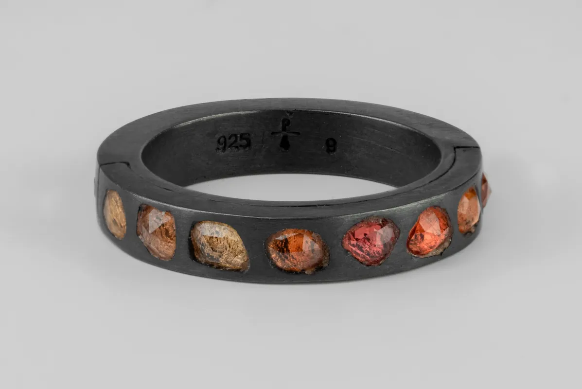 Sistema Ring (Mega Pavé, Orange Sapphire Faceted Slab, 4mm, KA+OSAF) sold by Parts of Four