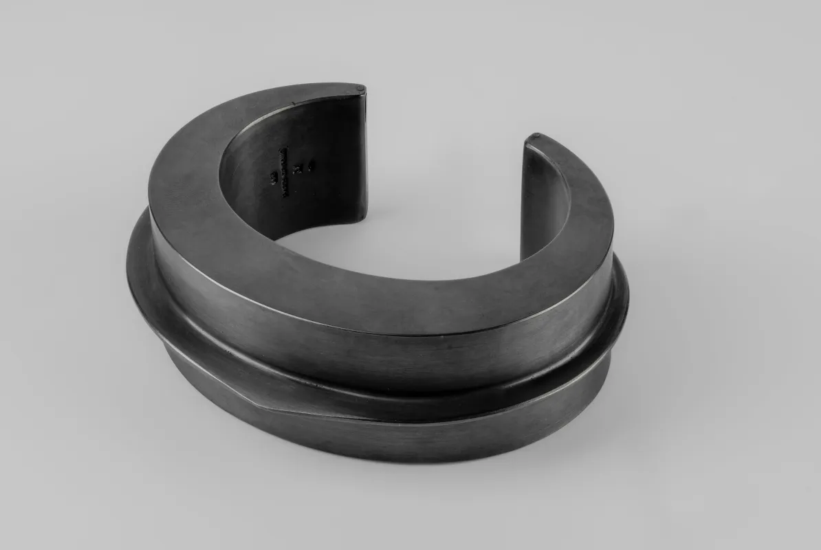 Crescent Folded Bracelet (Distortion Blade, 1 fold, 30mm, KA) sold by Parts of Four
