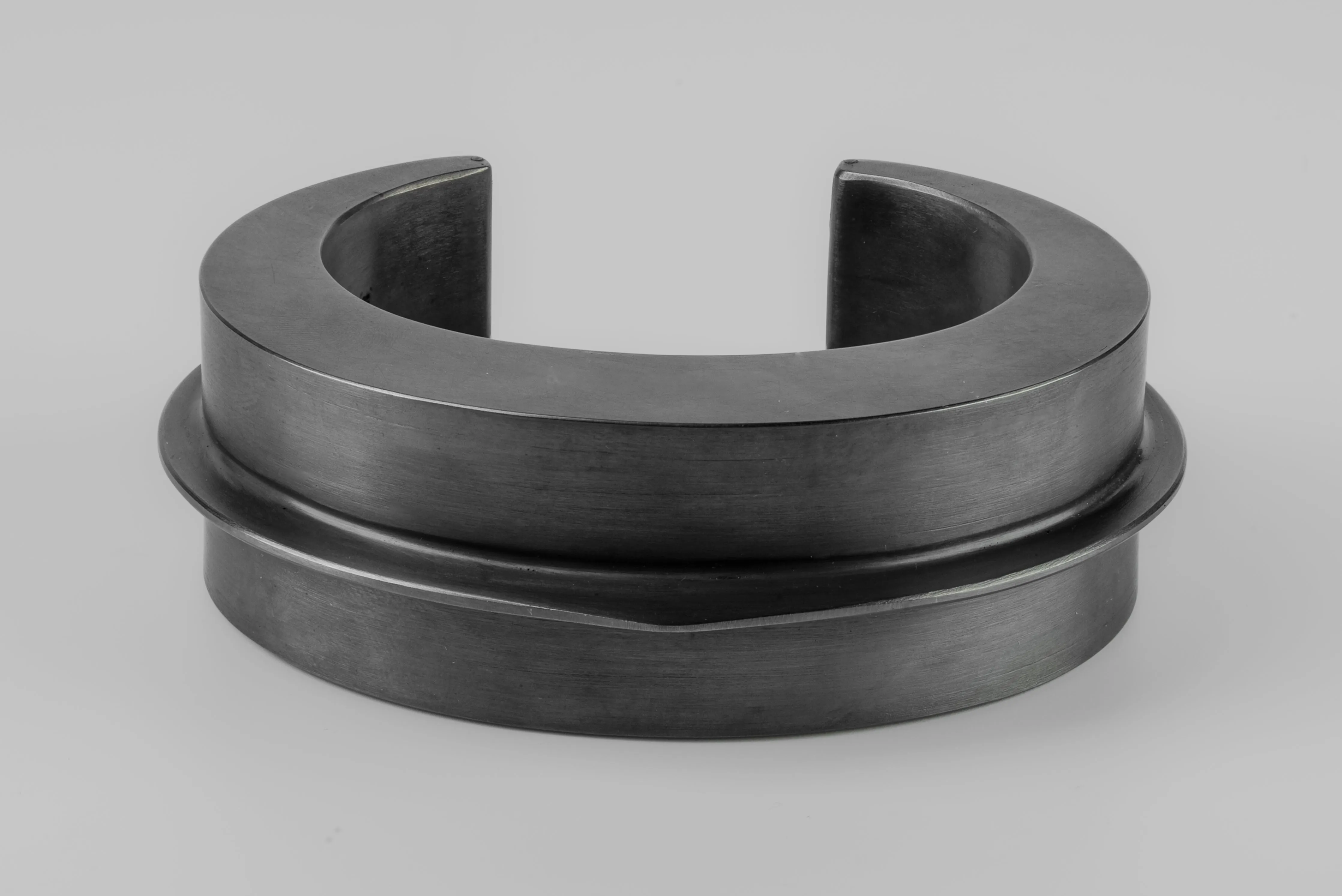Crescent Folded Bracelet (Distortion Blade, 1 fold, 30mm, KA) sold by Parts of Four product image thumbnail 3