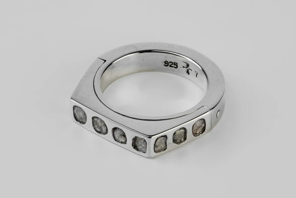 Sistema Ring (Facet, Mega Pavé, 4mm, PA+DIA) sold by Parts of Four