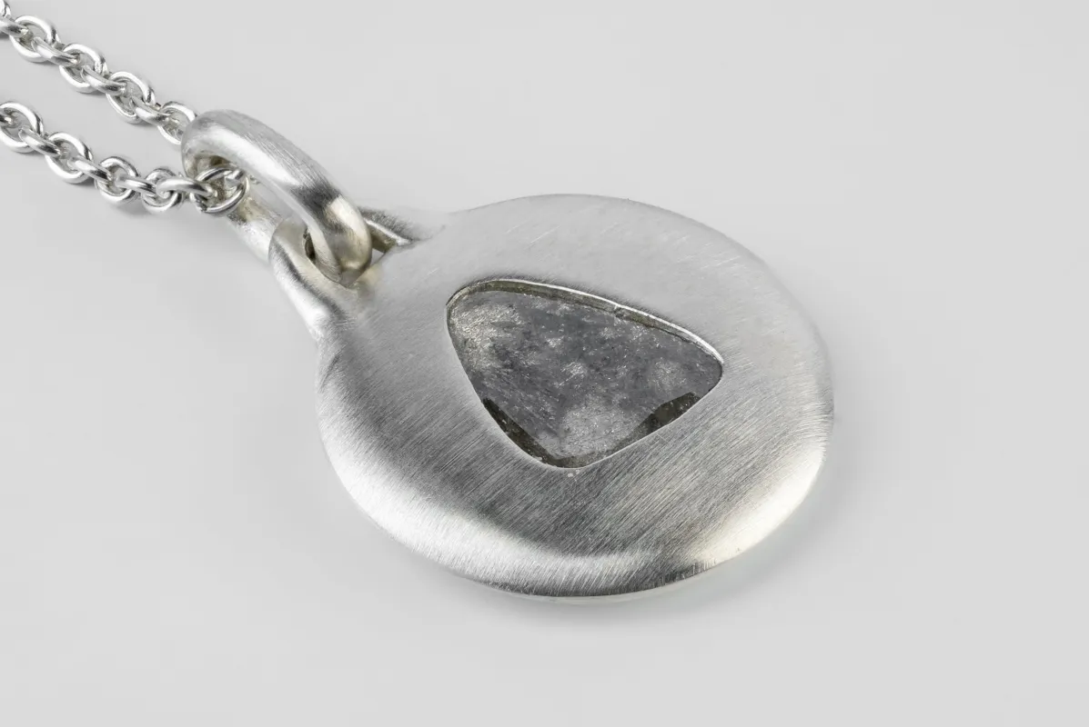 Disk Necklace (3.0 CT, Diamond Slab, 35mm, MA+DIA) sold by Parts of Four