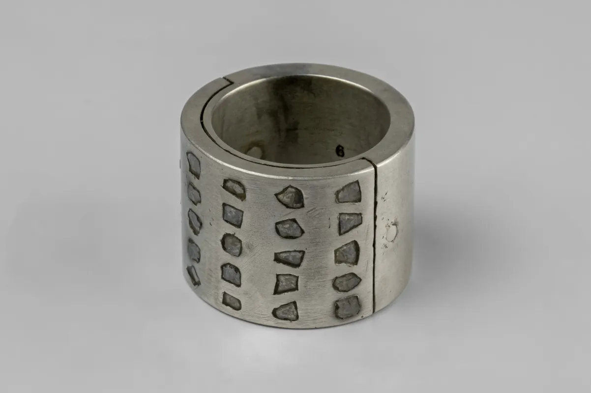 Sistema Ring (Linear Mega Pavé, 17mm, DA+DIA) sold by Parts of Four