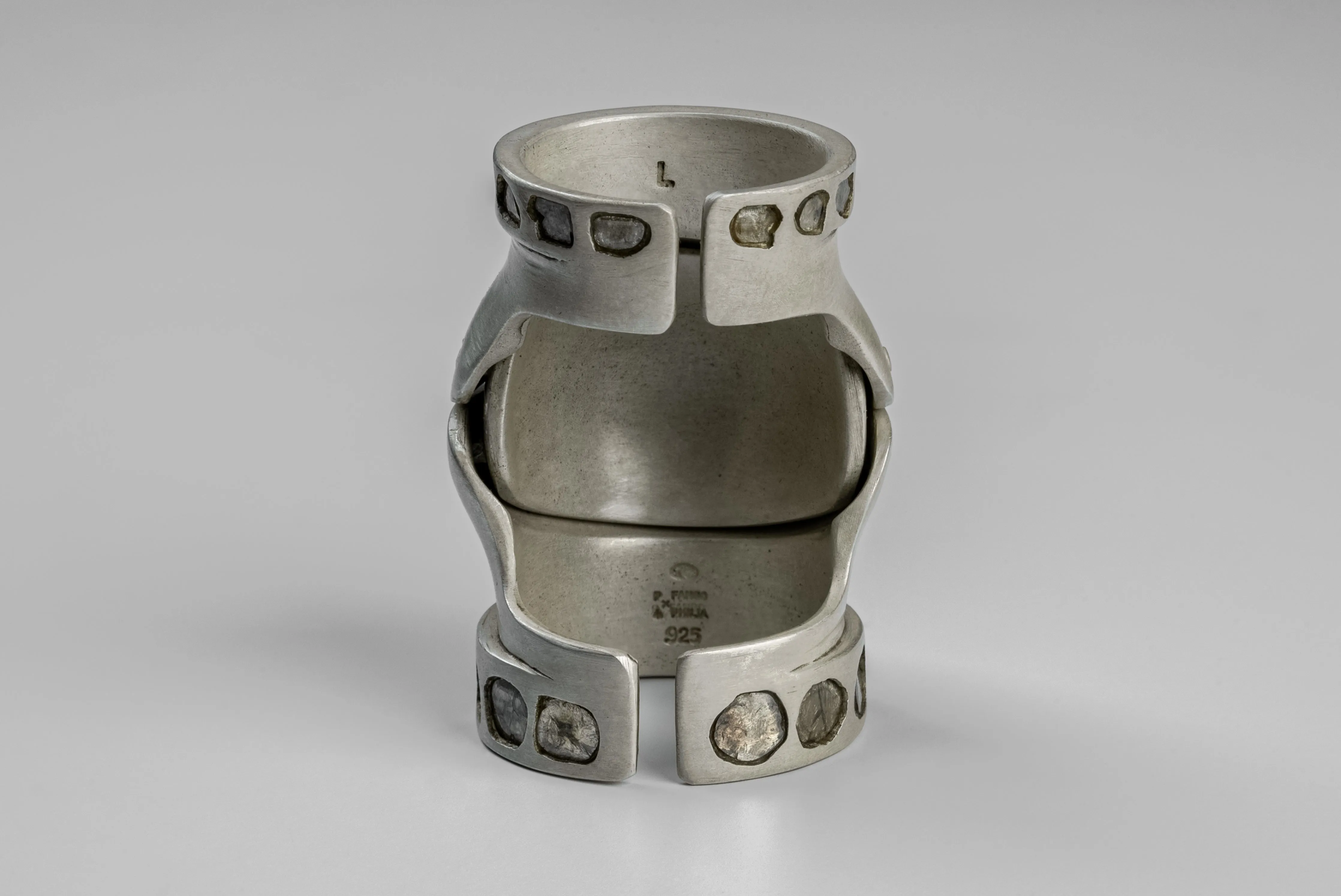 Parts of Four × Fangophilia—Joint Ring Bands (Knuckle & Bands Mega Pavé, Slim, DA+DIA) sold by Parts of Four product image thumbnail 3