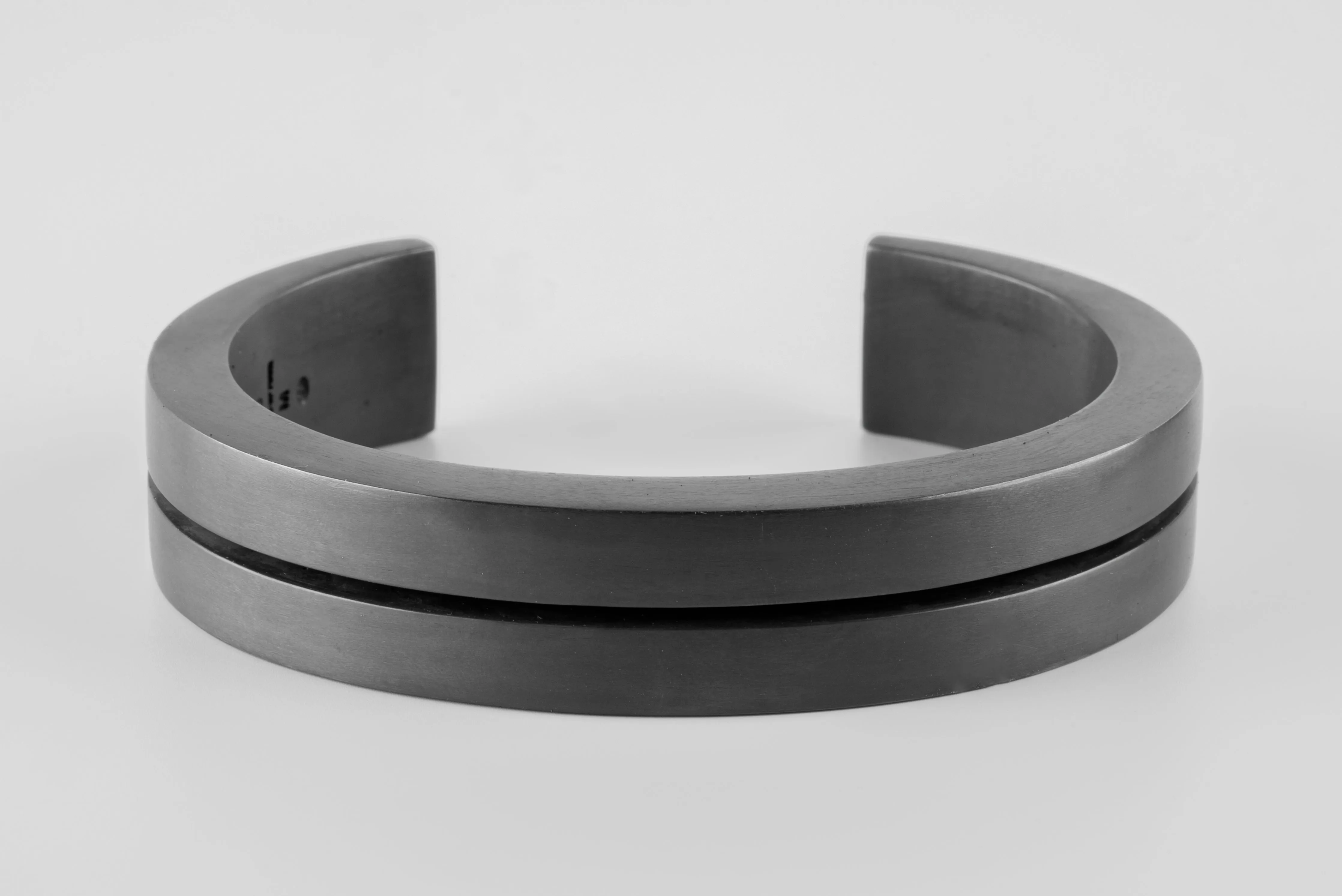 Reduced Crescent Crevice Bracelet v2 (15mm, KA) sold by Parts of Four product image thumbnail 3