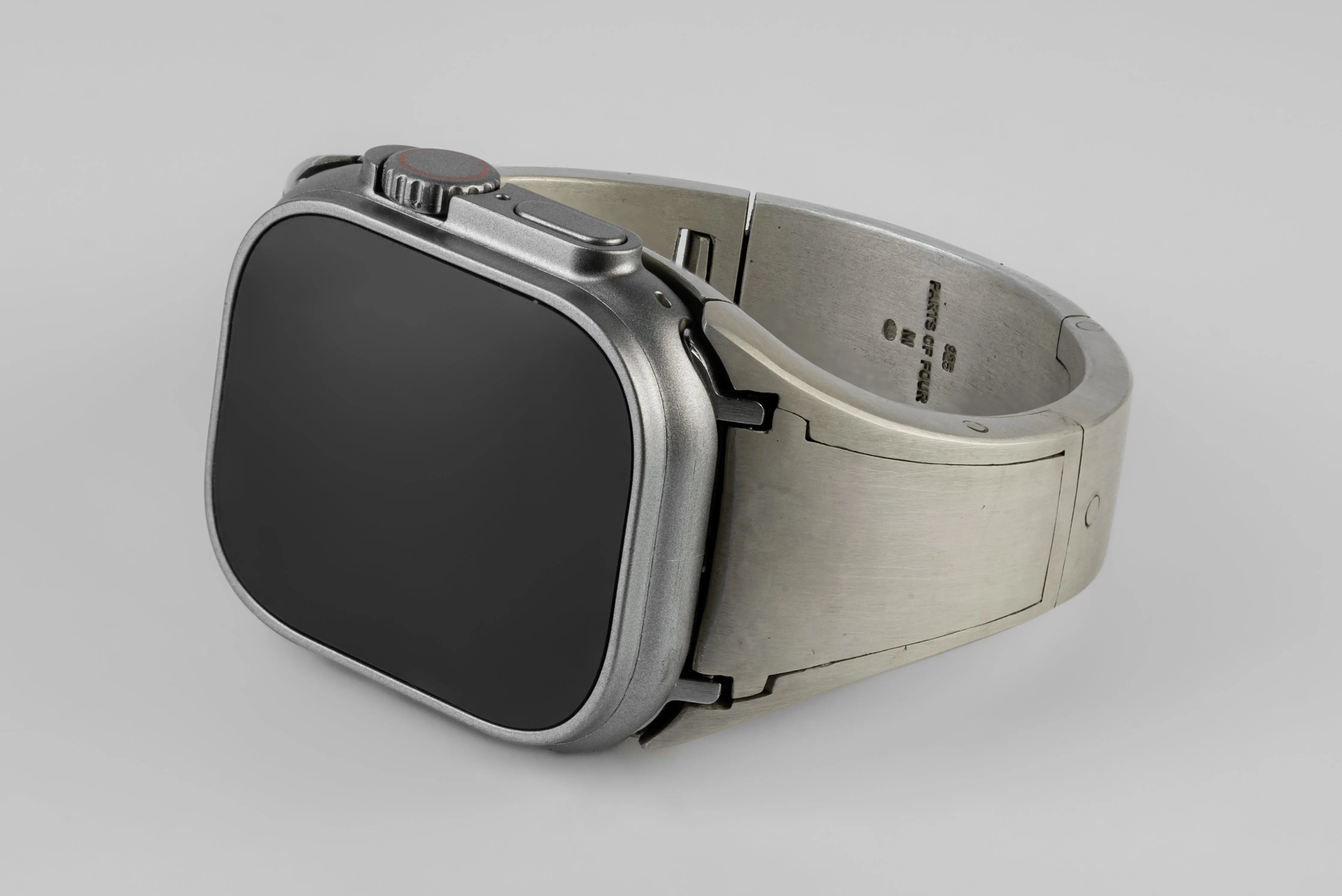 Apple Watch Bracelet (Model 2, Ultra, Sistema v2, 17mm, DA) sold by Parts of Four