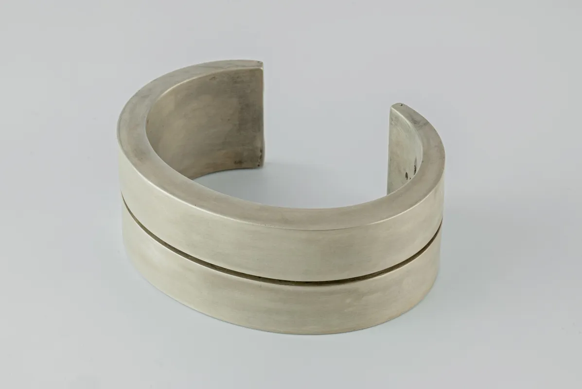 Reduced Crescent Crevice Bracelet v2 (30mm, DA) sold by Parts of Four