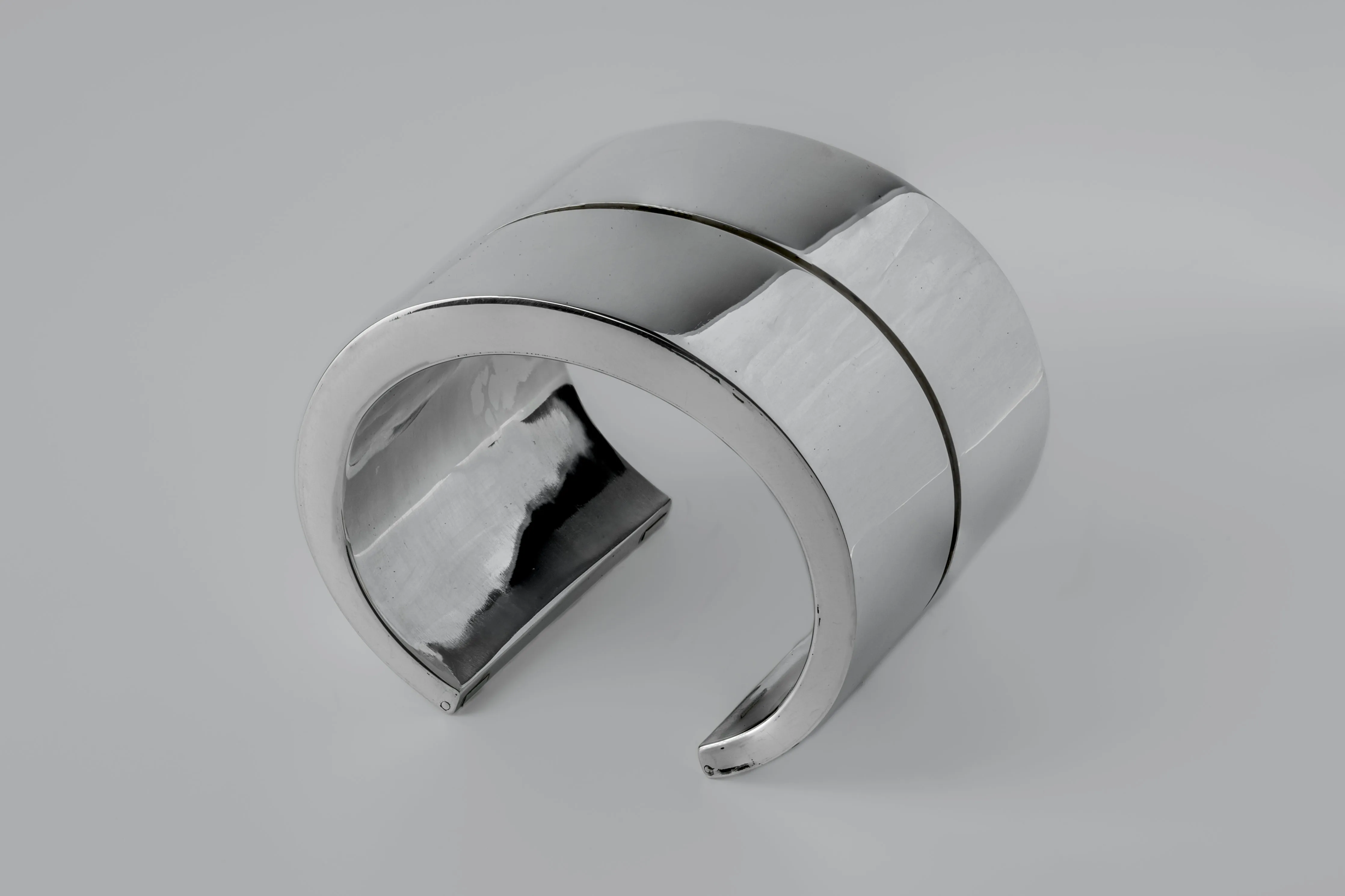 Reduced Crescent Crevice Bracelet v2 (60mm, PA) sold by Parts of Four product image thumbnail 2