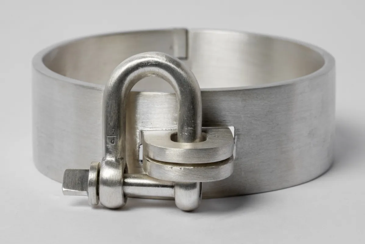 Restraint Cuff (Charm Version, 25mm, MA) sold by Parts of Four
