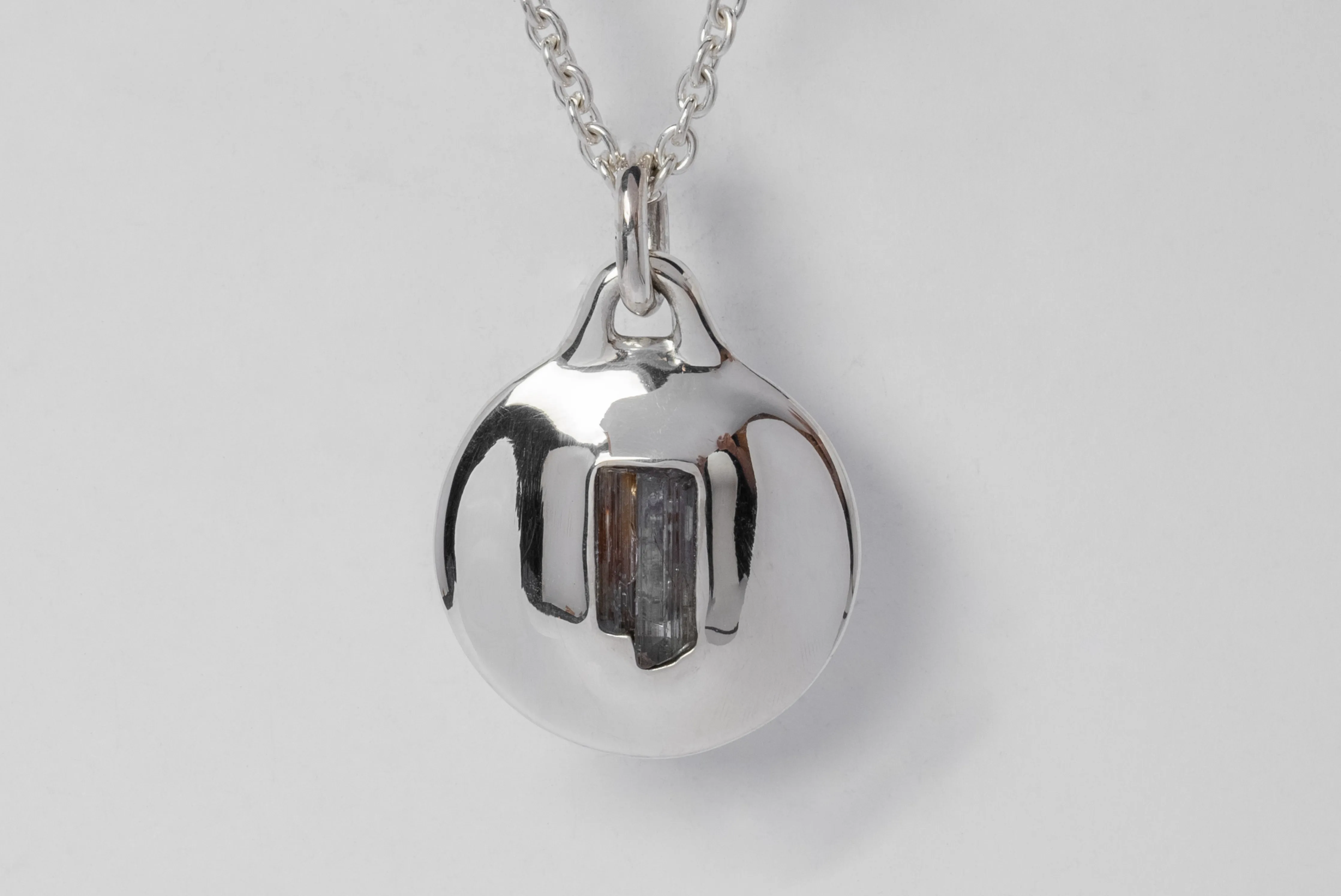 Disk Necklace (35mm, Tanzanite, PA+TAN) sold by Parts of Four product image thumbnail 3