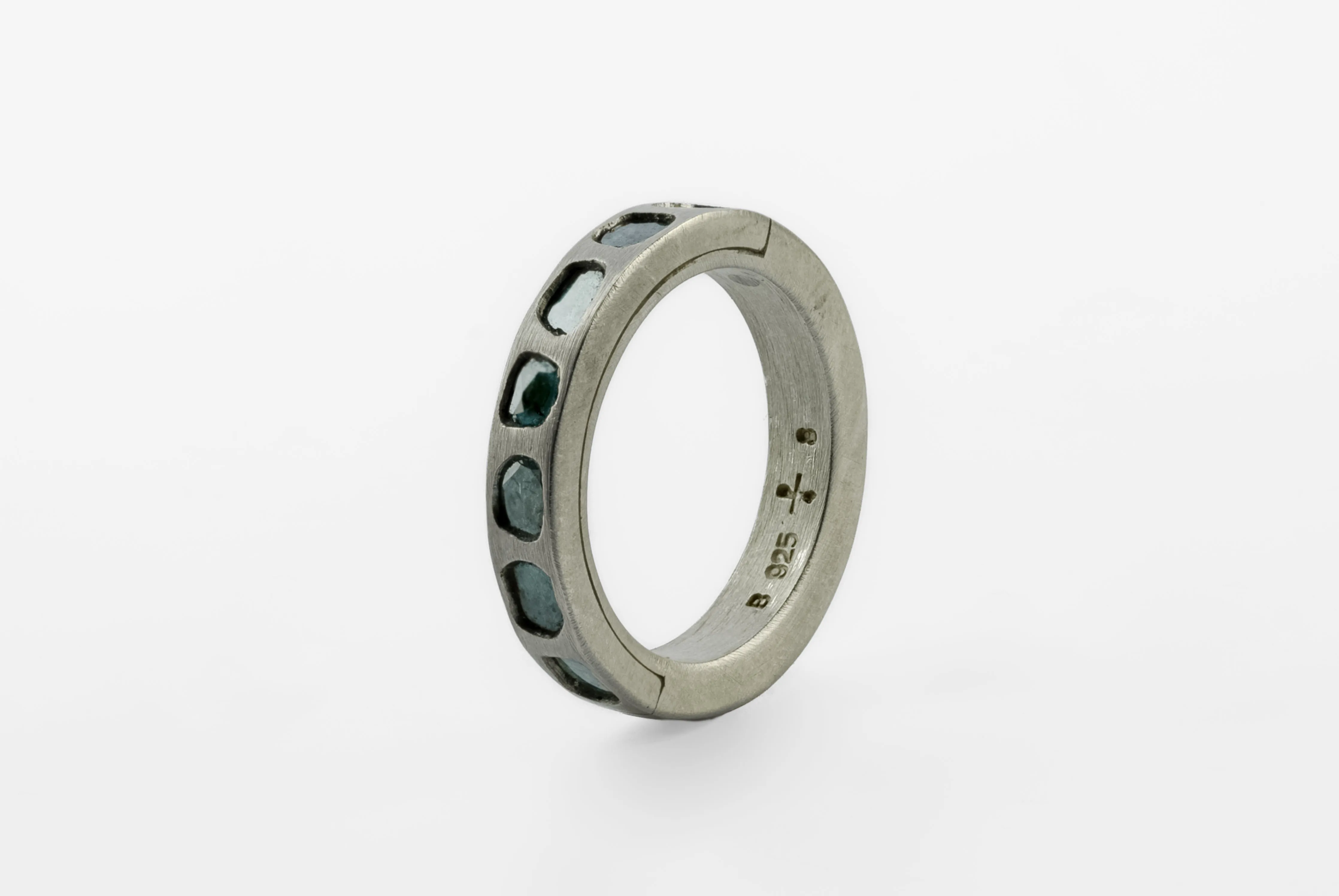 Sistema Ring (Mega Pavé, Blue Diamond Slabs, 4mm, DA+BDIA) sold by Parts of Four product image thumbnail 2