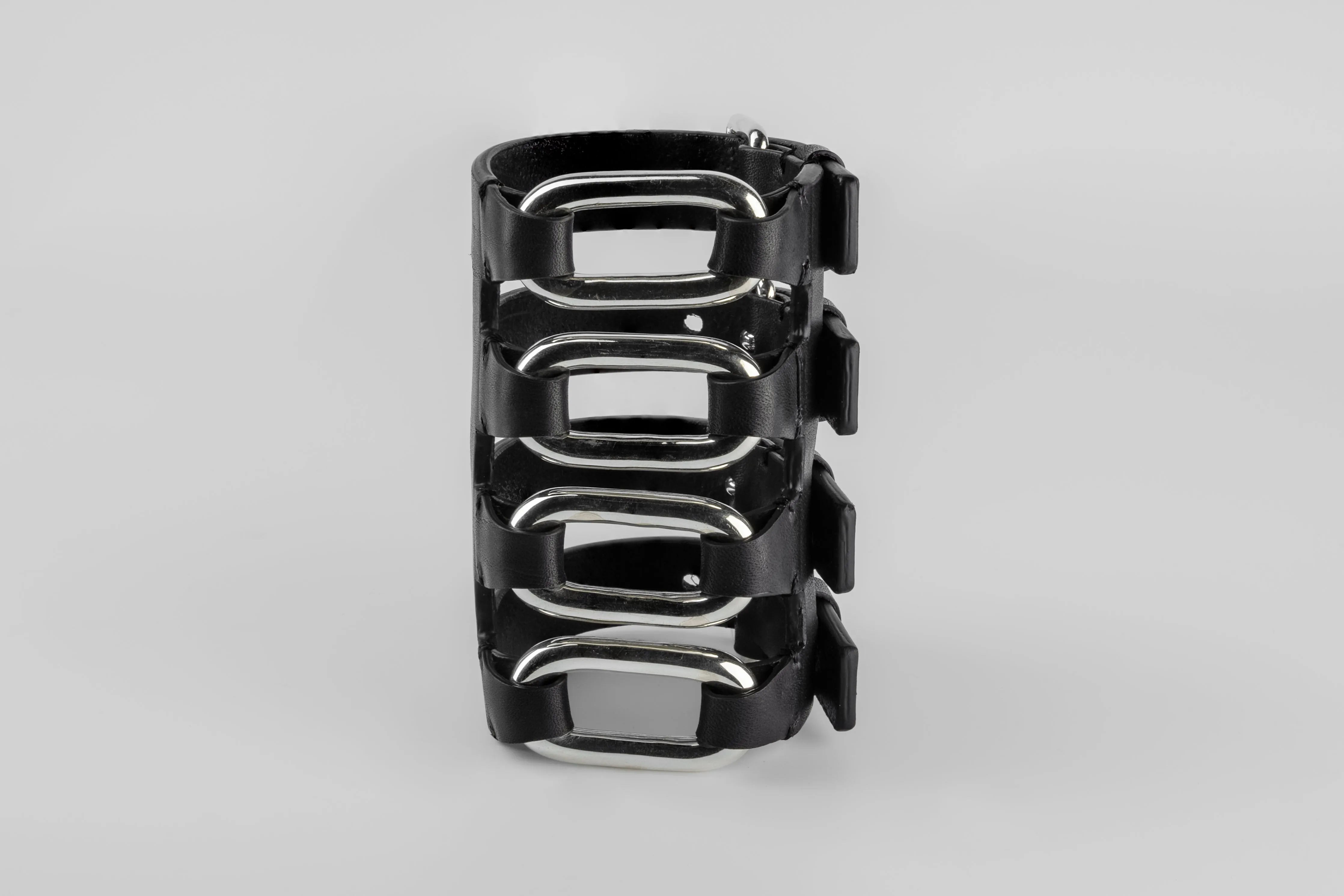 Link Gauntlet (4 Link, PA+BLK) sold by Parts of Four product image thumbnail 4