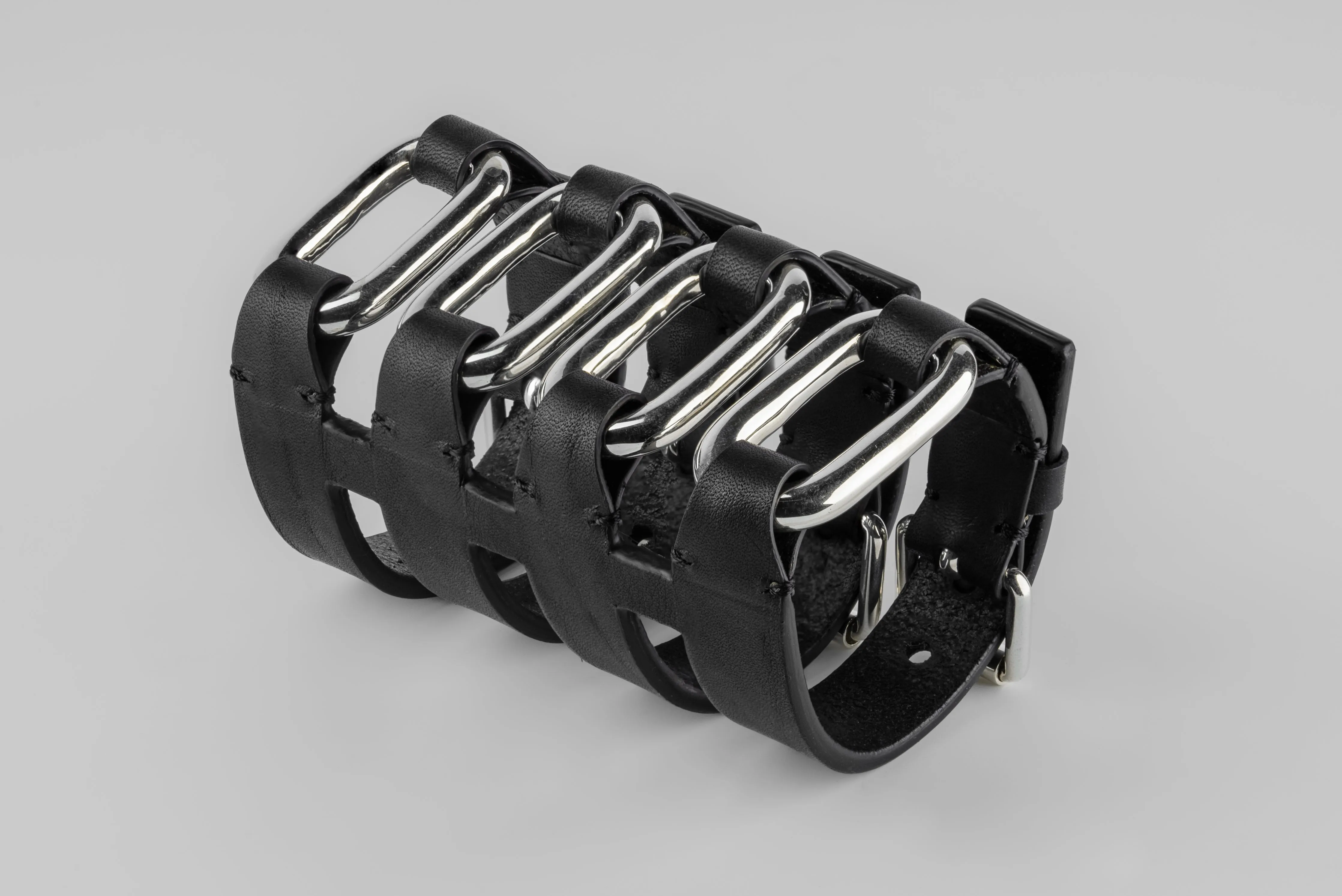 Link Gauntlet (4 Link, PA+BLK) sold by Parts of Four product image thumbnail 2