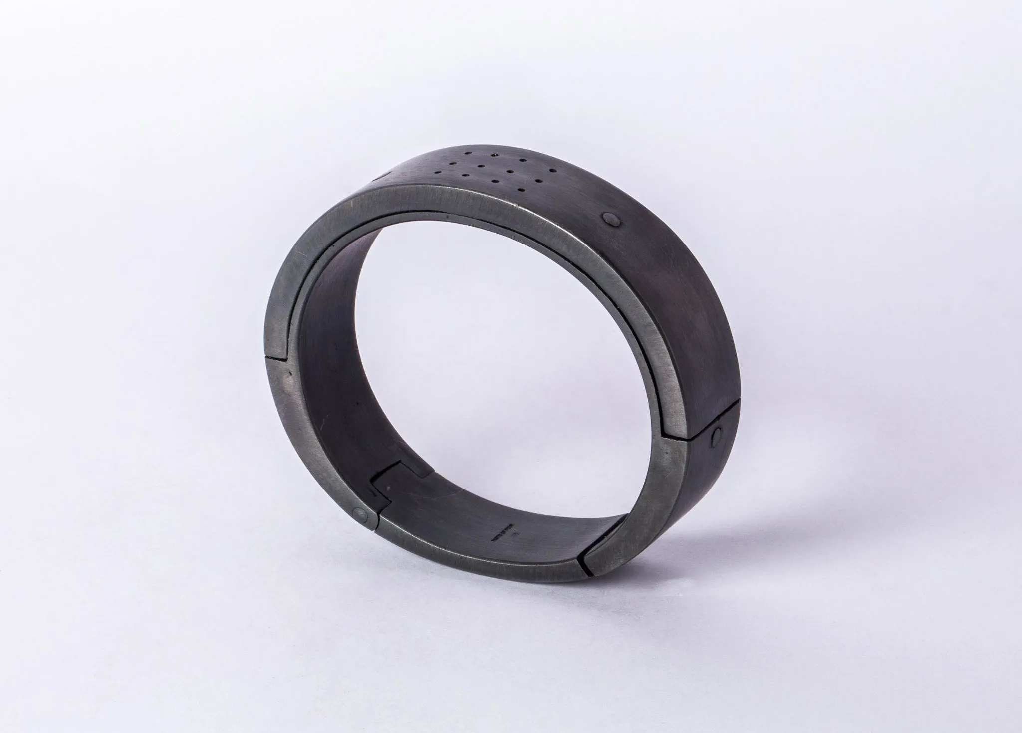 Sistema Bracelet v2 (12-Hole, 17mm, KA) sold by Parts of Four product image thumbnail 5