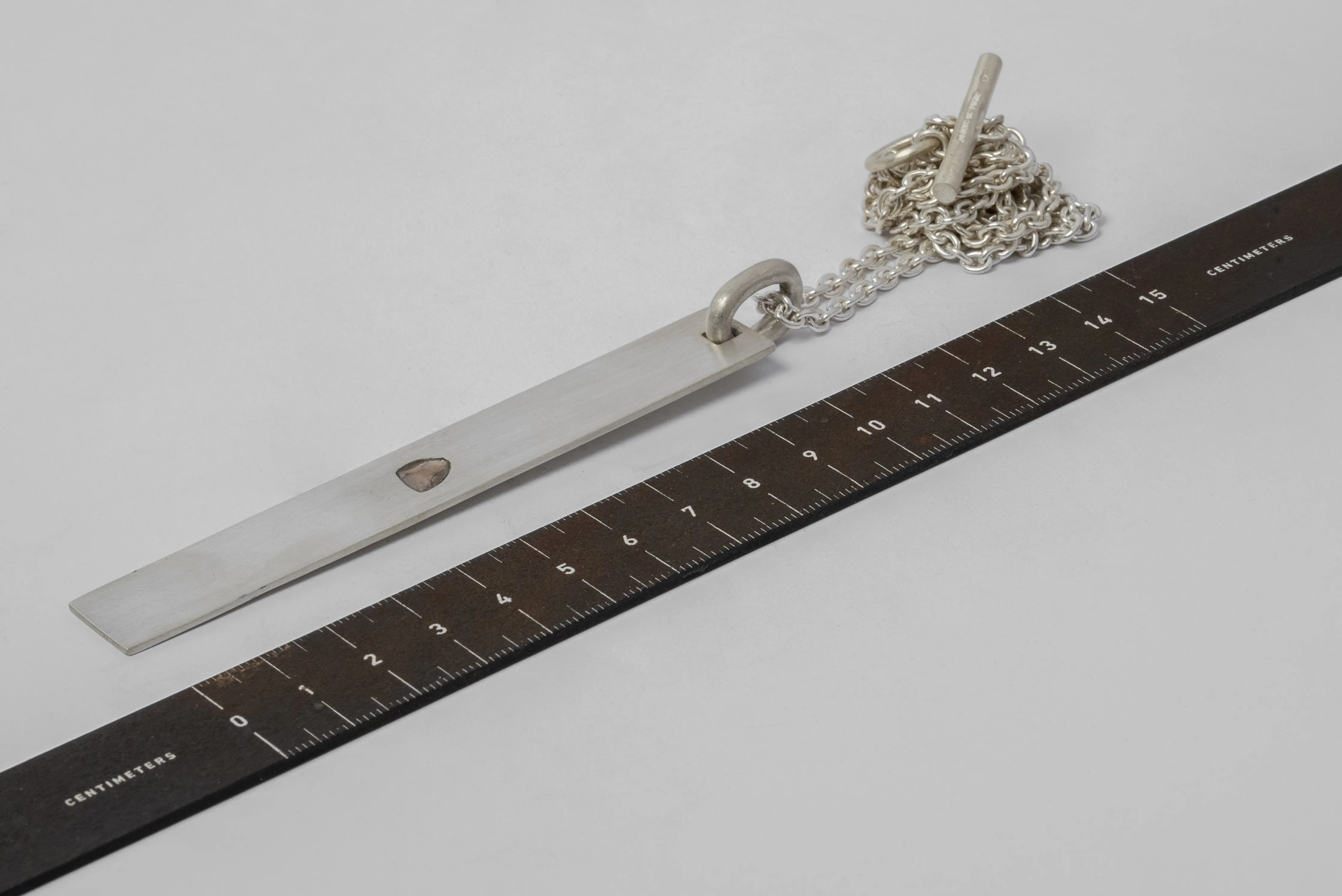 Plate Necklace (0.5 CT, Diamond Slab, MA+DIA) sold by Parts of Four product image thumbnail 5