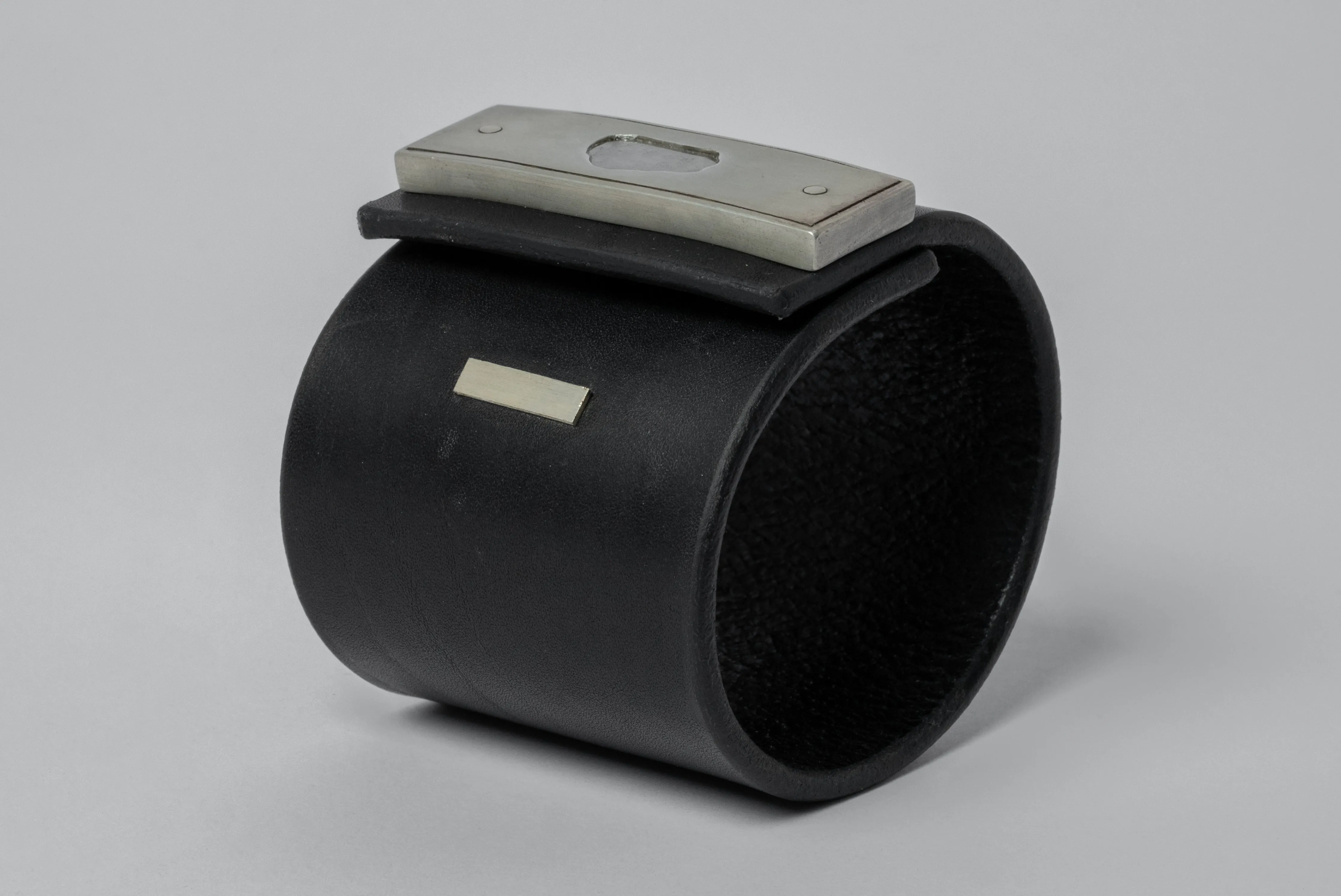 Leather Strap Bracelet (Sistema Bar, 1.2 CT, Diamond Slab, 60mm, BLK+DA+DIA) sold by Parts of Four product image thumbnail 3