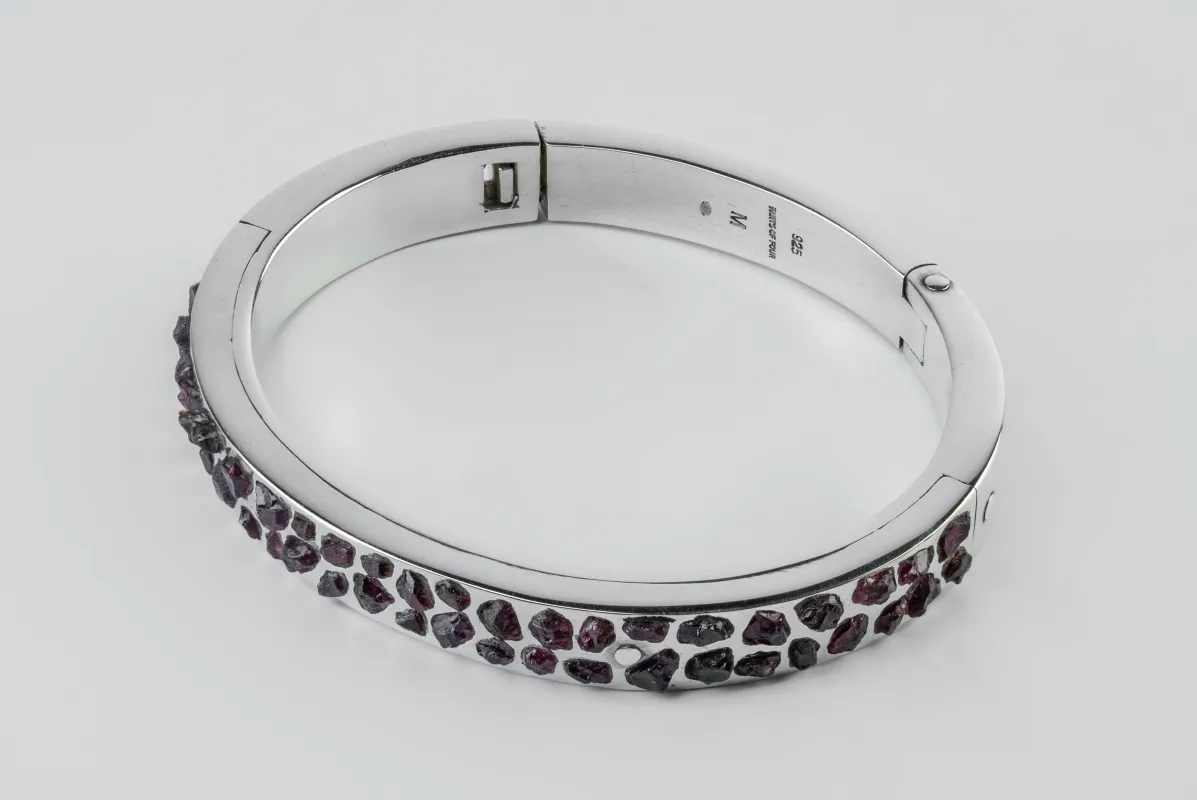 Sistema Bracelet v2 (Mega Pavé, Red Songea Sapphire, 9mm, PA+SAP) sold by Parts of Four