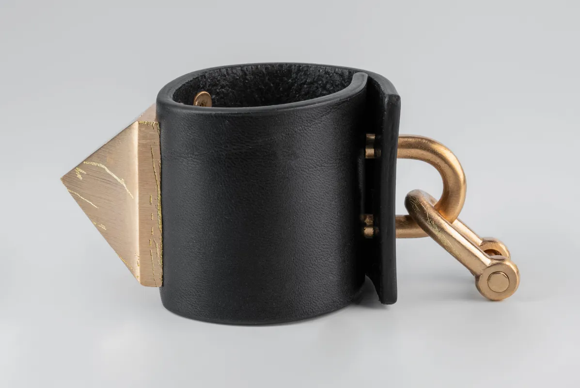 Restraint Charm Bracelet (Mega Pyramid Var., 50mm, BLK+AM) sold by Parts of Four