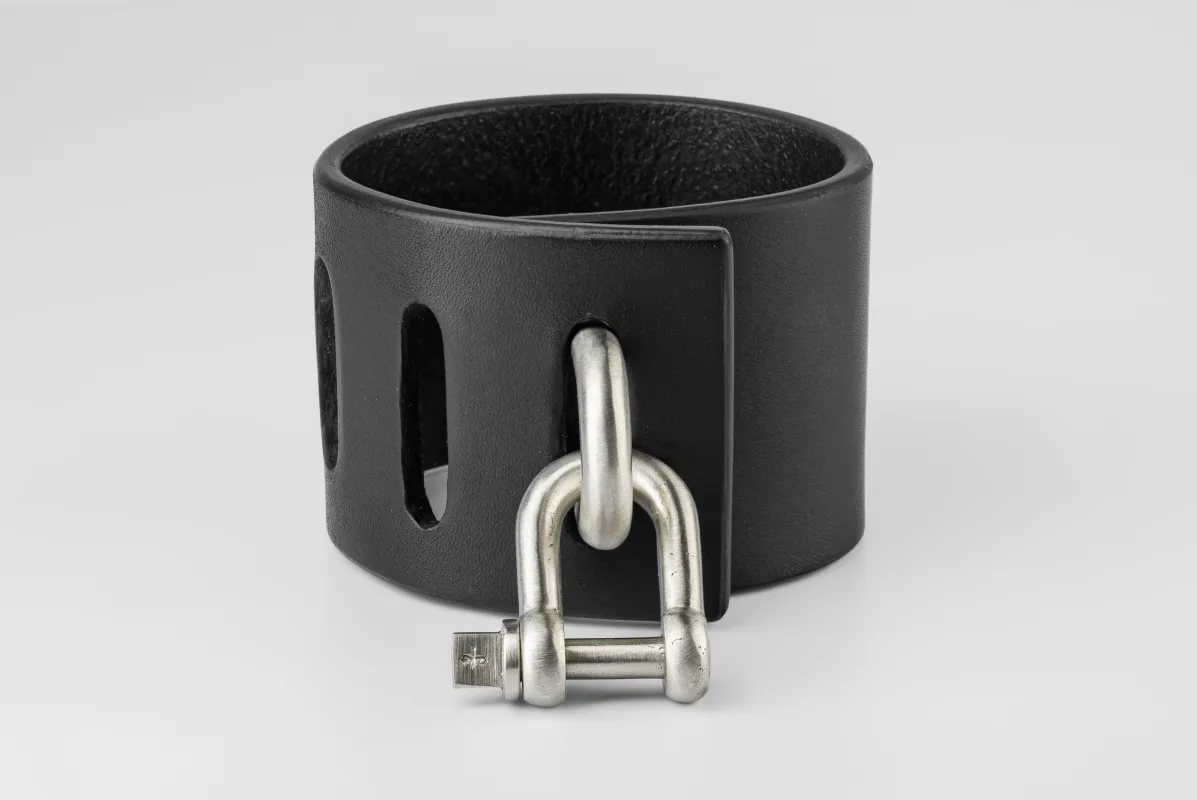 Restraint Charm Bracelet (50mm, MZ+BLK) made by Parts of Four