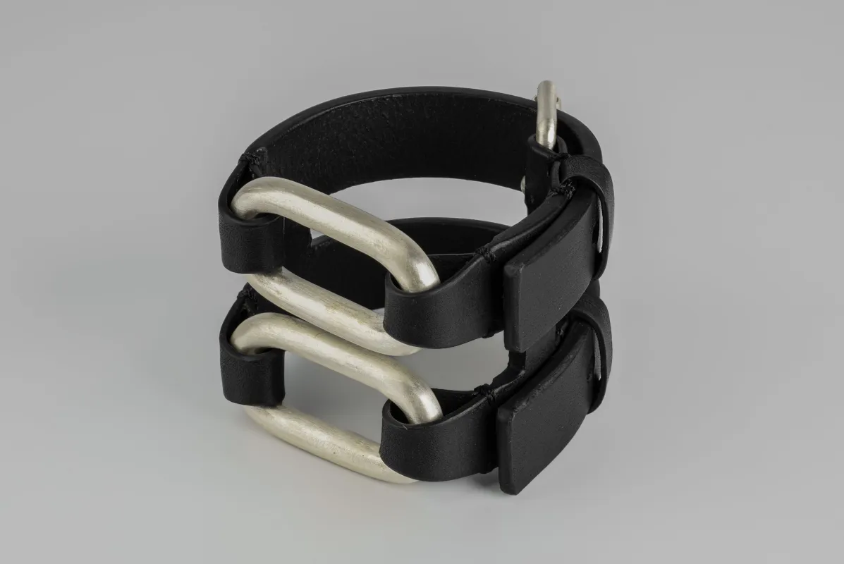 Link Gauntlet (2 Link, MA+BLK) sold by Parts of Four