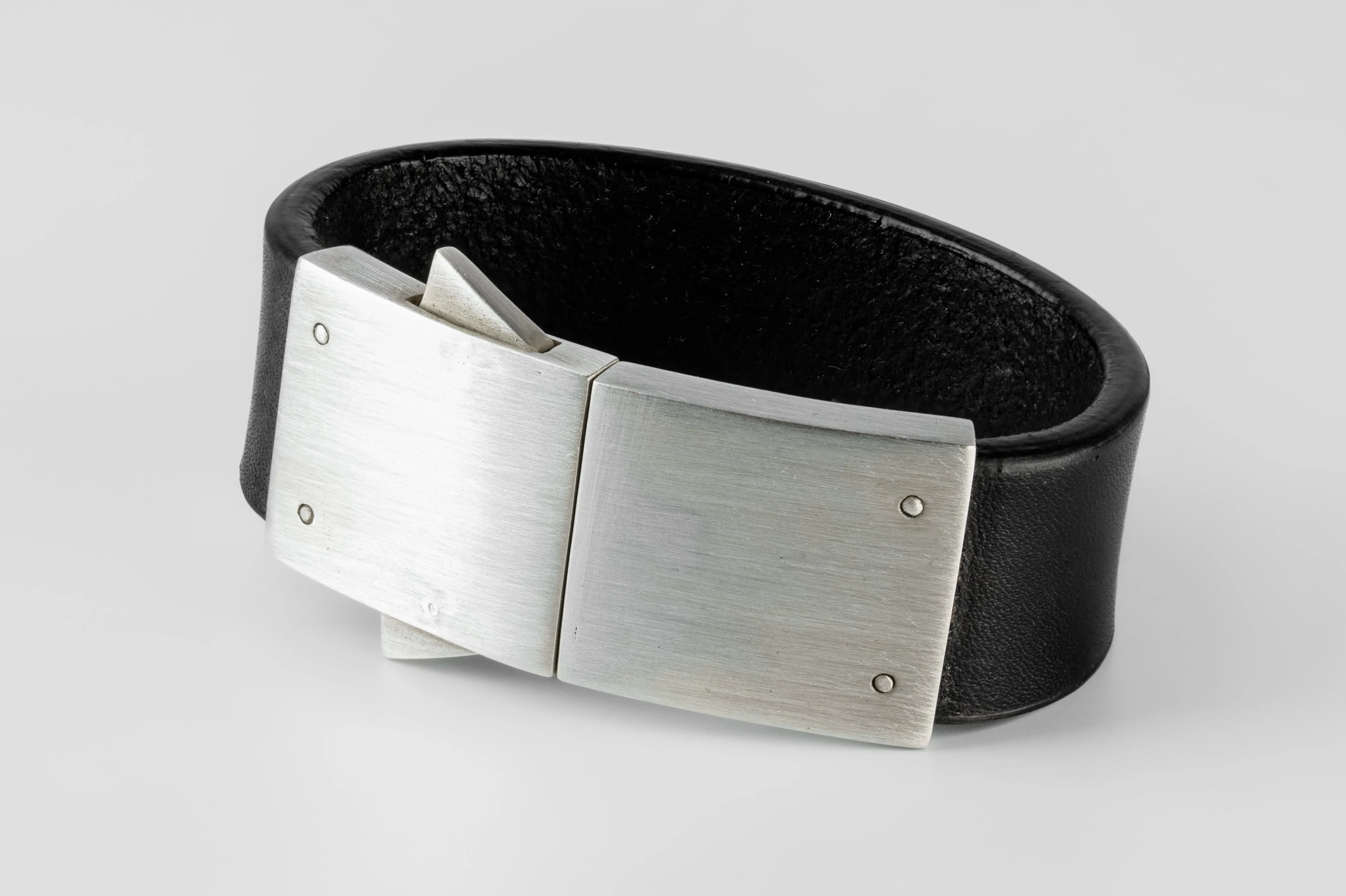 Box Lock Bracelet v2 (BLK+AS) sold by Parts of Four