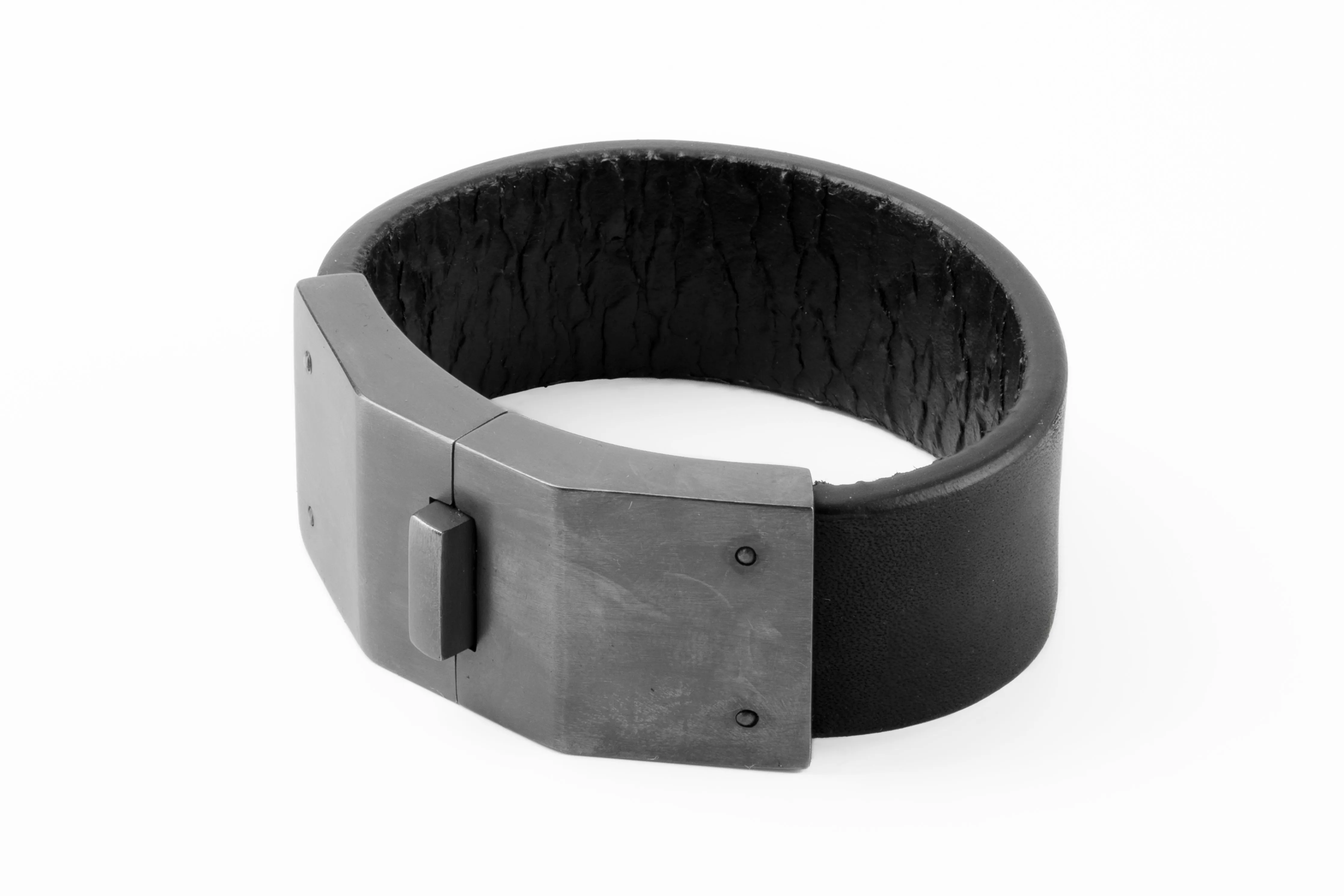 Box Lock Bracelet (Facet, Narrow, BLK+KA) sold by Parts of Four
