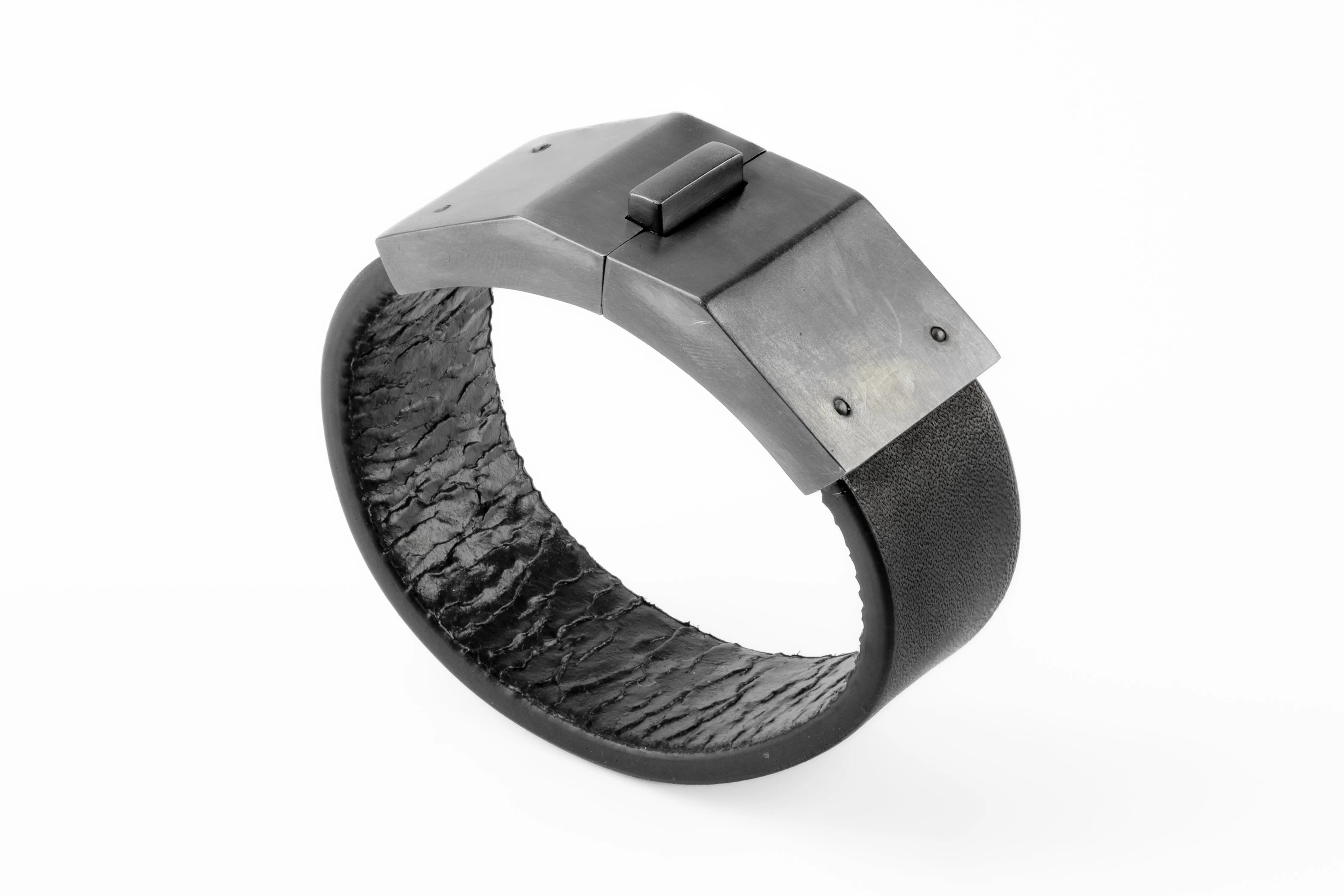Box Lock Bracelet (Facet, Narrow, BLK+KA) sold by Parts of Four product image thumbnail 2