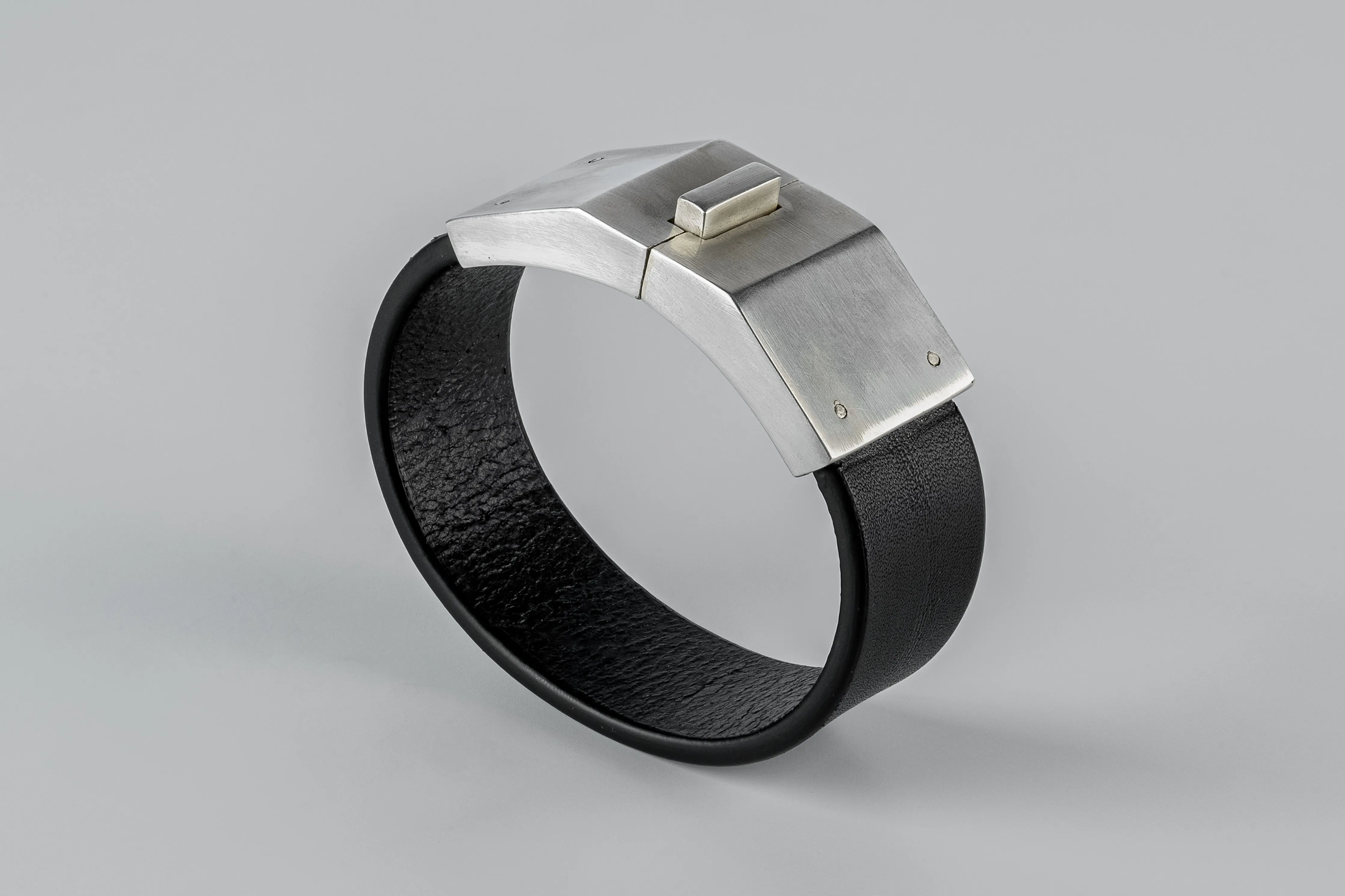Box Lock Bracelet (Facet, Narrow, BLK+AS) sold by Parts of Four product image thumbnail 2