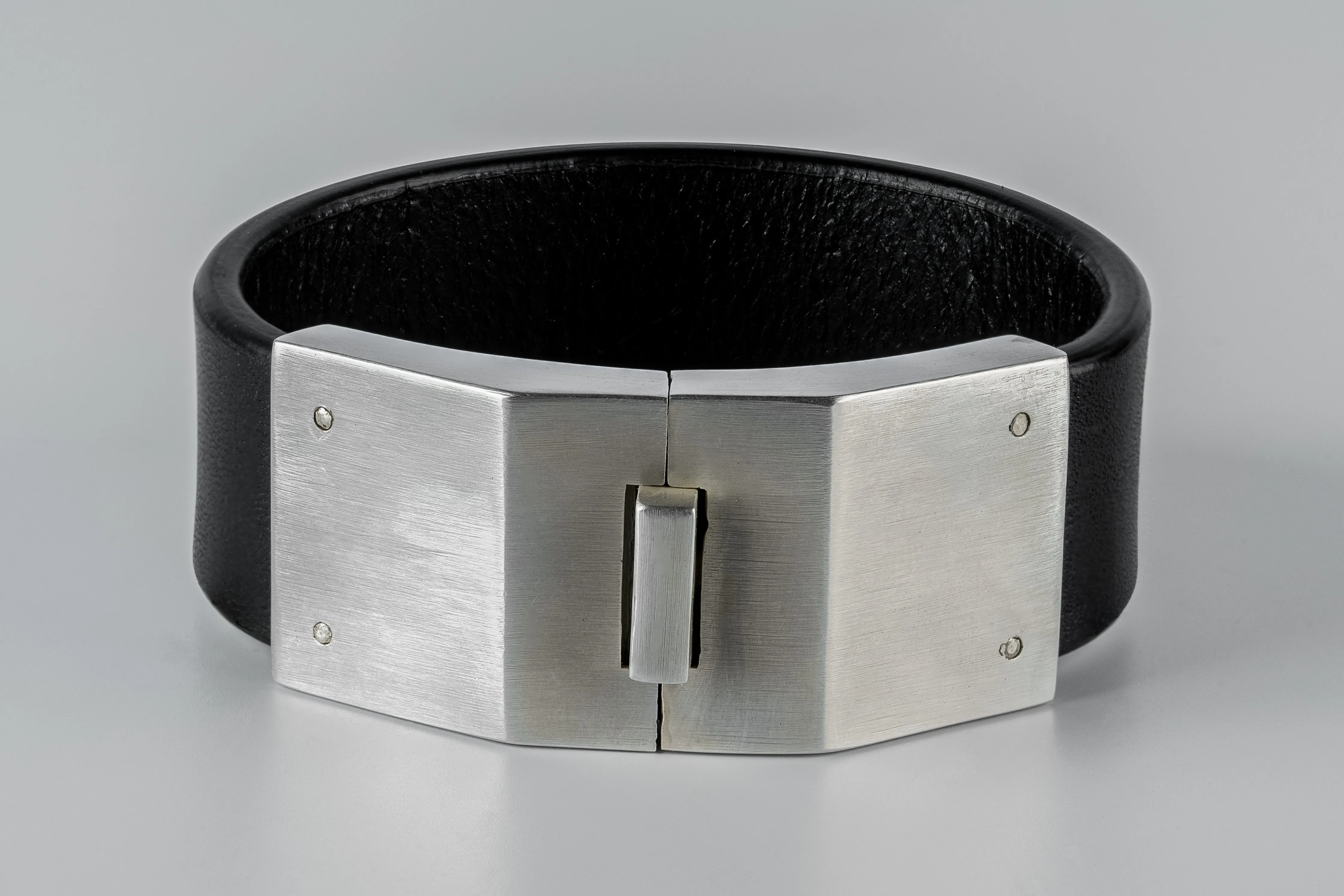 Box Lock Bracelet (Facet, Narrow, BLK+AS) sold by Parts of Four product image thumbnail 3
