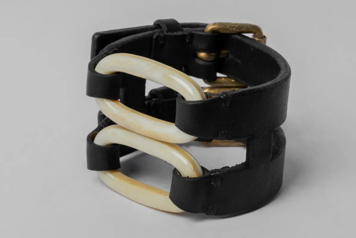 Link Gauntlet (2 Link, MB+MR+BLK) sold by Parts of Four