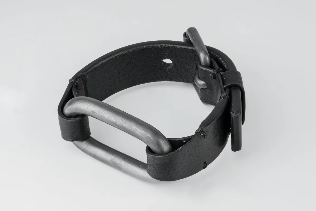 Link Gauntlet (1 Link, KA+BLK) sold by Parts of Four