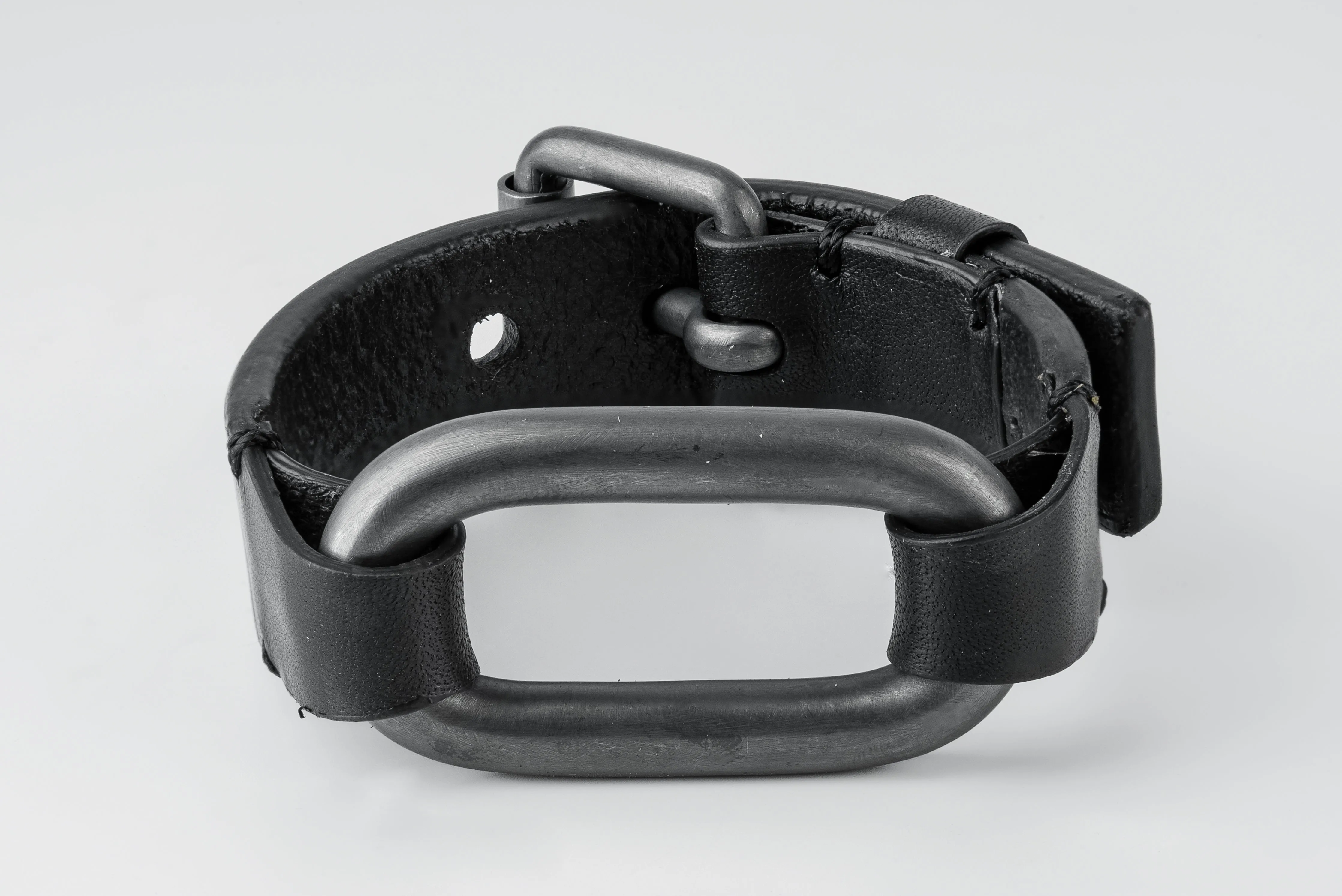 Link Gauntlet (1 Link, KA+BLK) sold by Parts of Four product image thumbnail 3