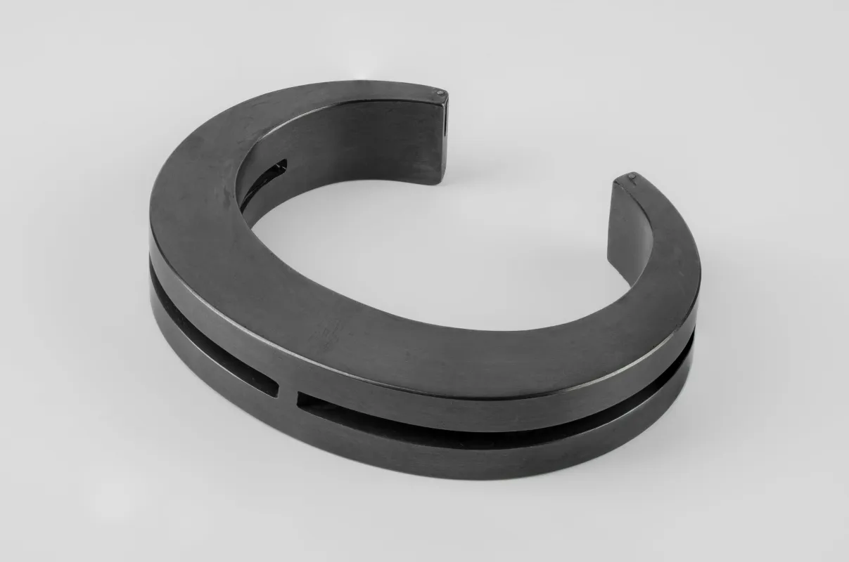 Crescent Crevice Bracelet (15mm, KAS) sold by Parts of Four