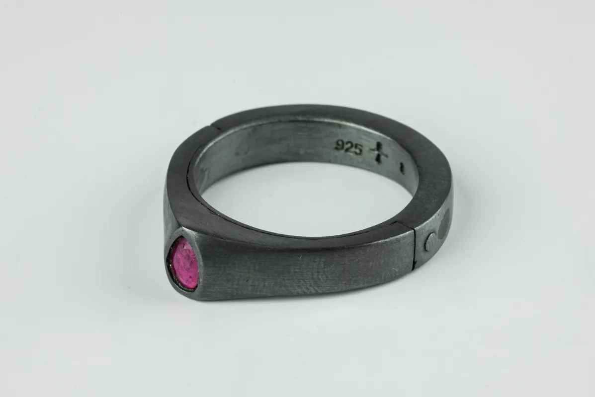 Sistema Ring (Terrestrial Surfaced, Expanded, 0.1 CT, Ruby Slice, 4mm, KA+RUB) sold by Parts of Four