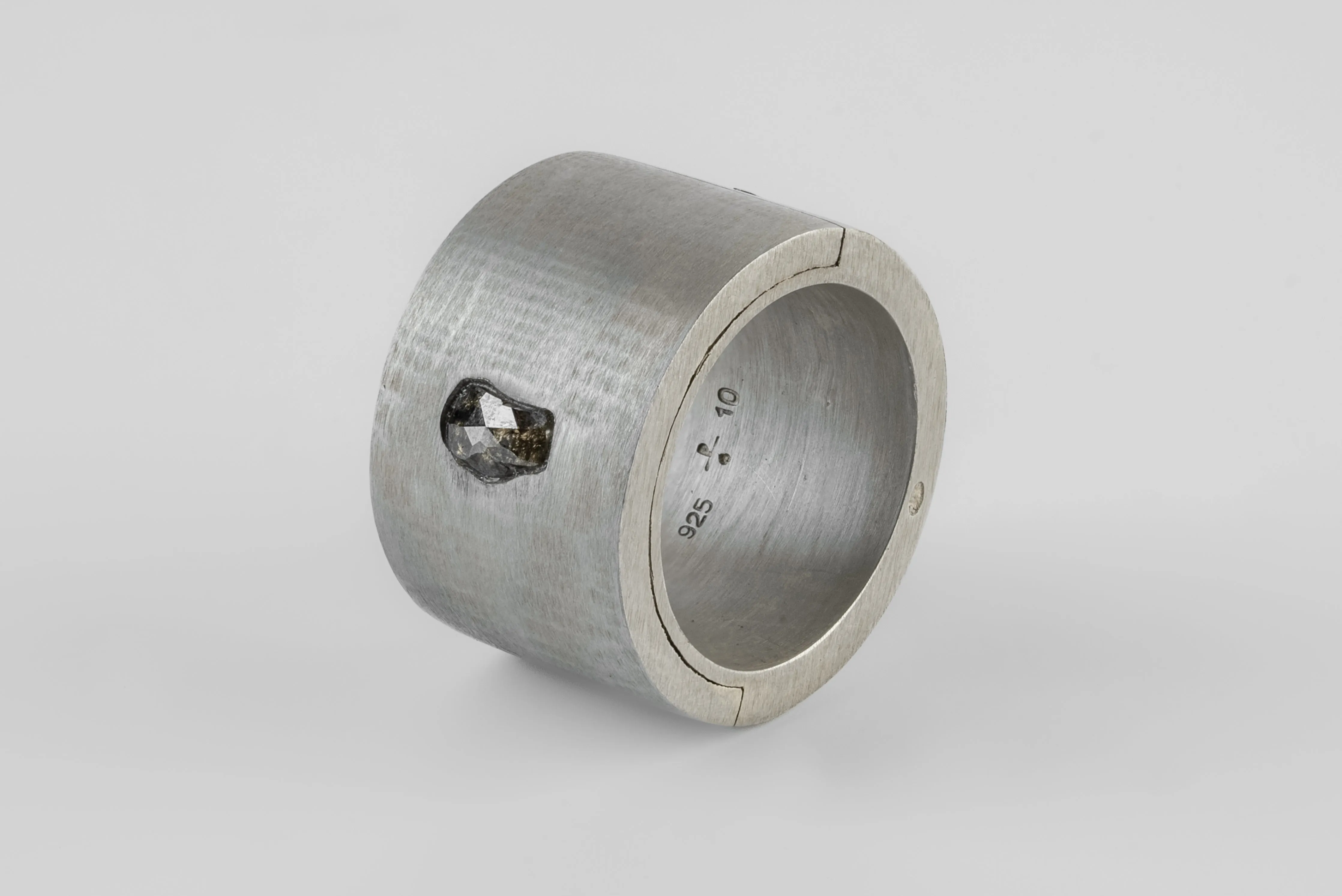 Sistema Ring (0.4 CT, Diamond Slab, VAR, 17mm, DA+DIA) sold by Parts of Four product image thumbnail 2