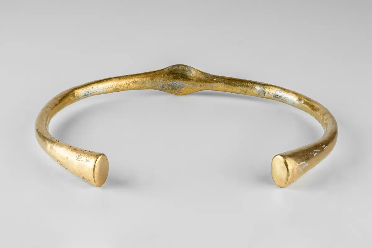 Thin Choker (AGA) sold by Parts of Four