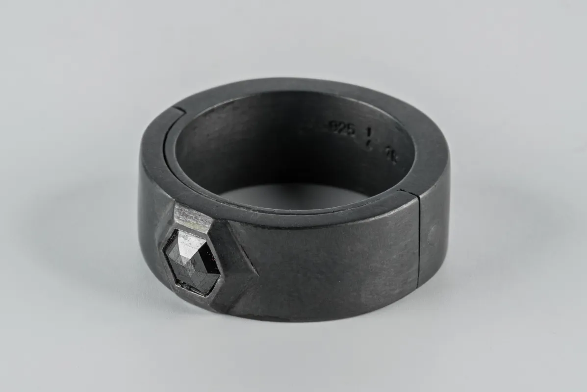 Sistema Ring (Fancy Setting, Black Hex Diamond, 0.5 CT, 9mm, KA+BLKDIA) sold by Parts of Four