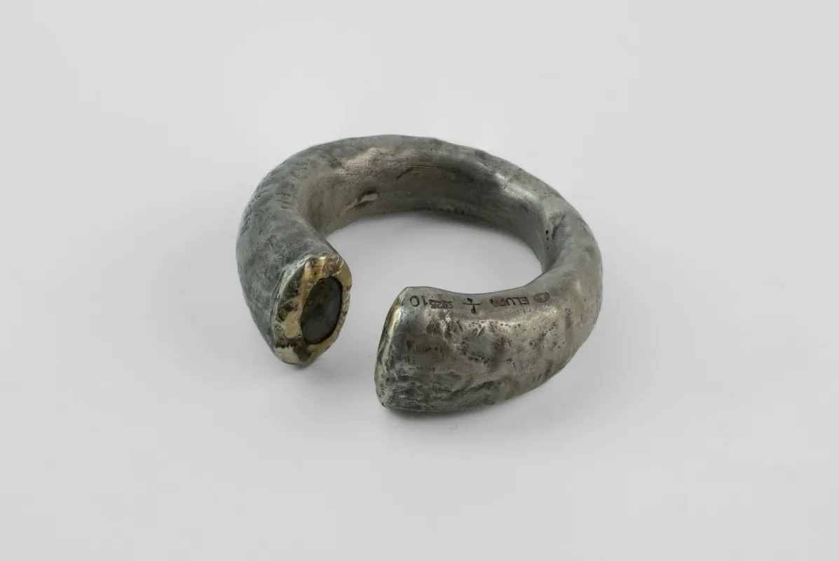 Druid Ring (Hoof Set, Fuse, 0.4 CT, 2 Diamond Slabs, DA18K+DIA) sold by Parts of Four